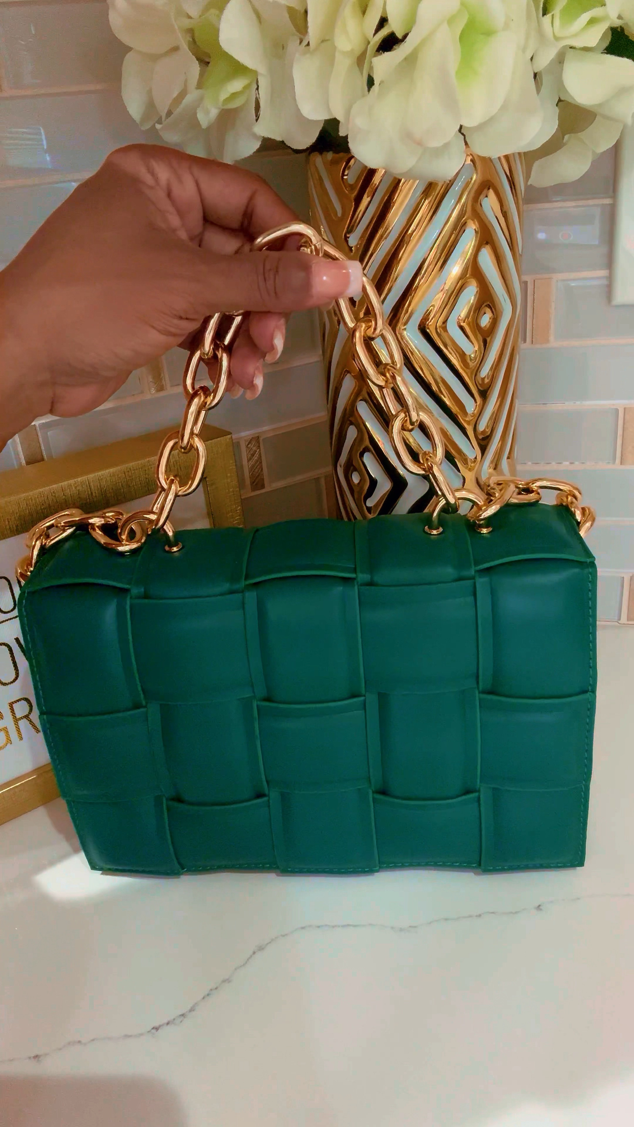 I’m in my bag!!💅🏽

This girl is so cute I had to give her a post all by herself.🥰 I’m gagged by the color😍



#ootd #outfits #outfit #curvyfashion #over50style #elevatedcasual#bagaddict #fallfashion#prefallfashion

#LTKItBag #LTKFindsUnder50 #LTKSeasonal