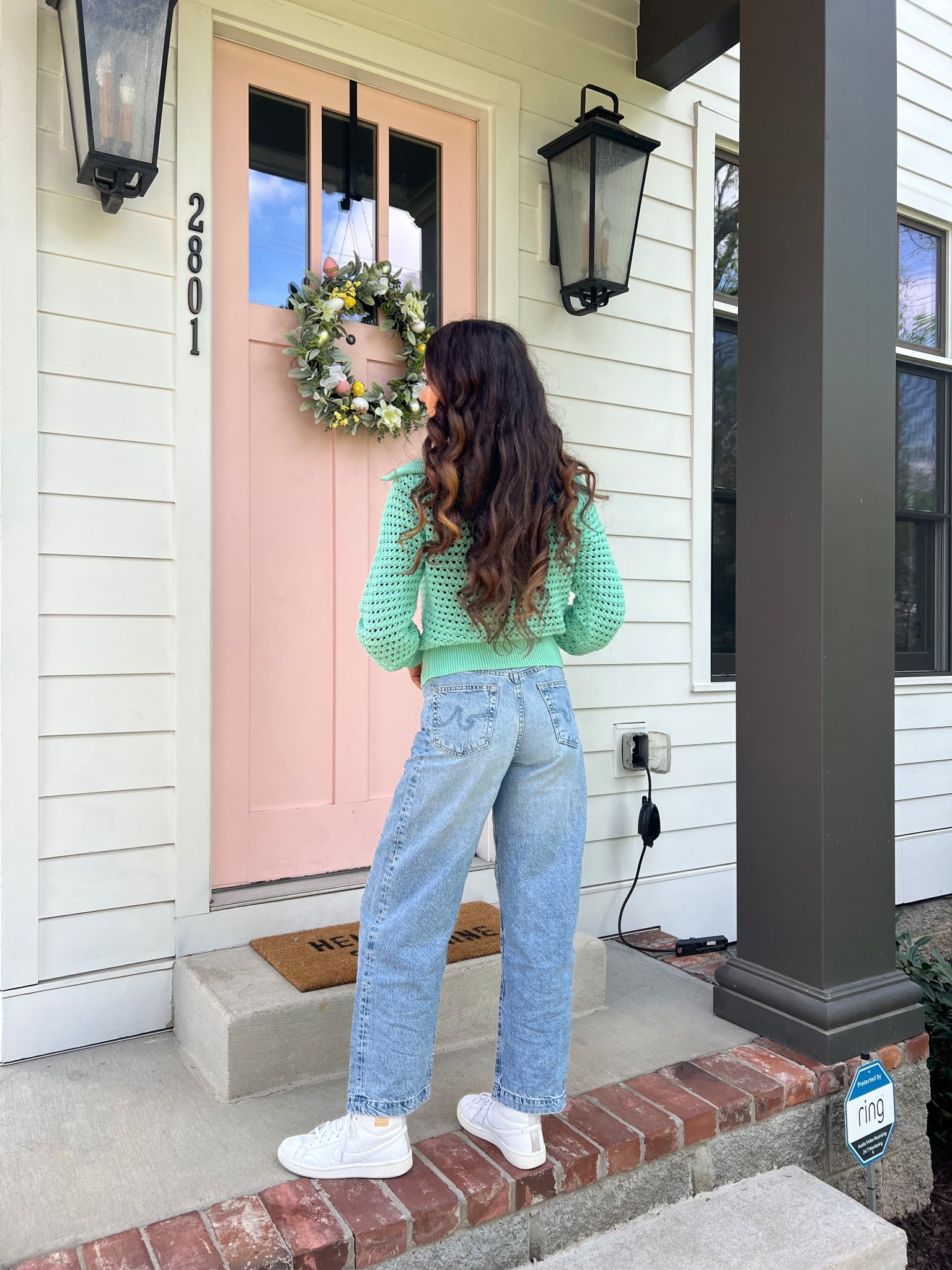 4/1/26 look

Varley zip up
AG jeans 
Nike Court Royale sneakers 

#LTKootd