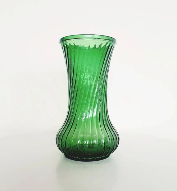 Vintage Hoosier Green Glass Ribbed Flower Vase - Etsy Canada | Etsy (CAD)