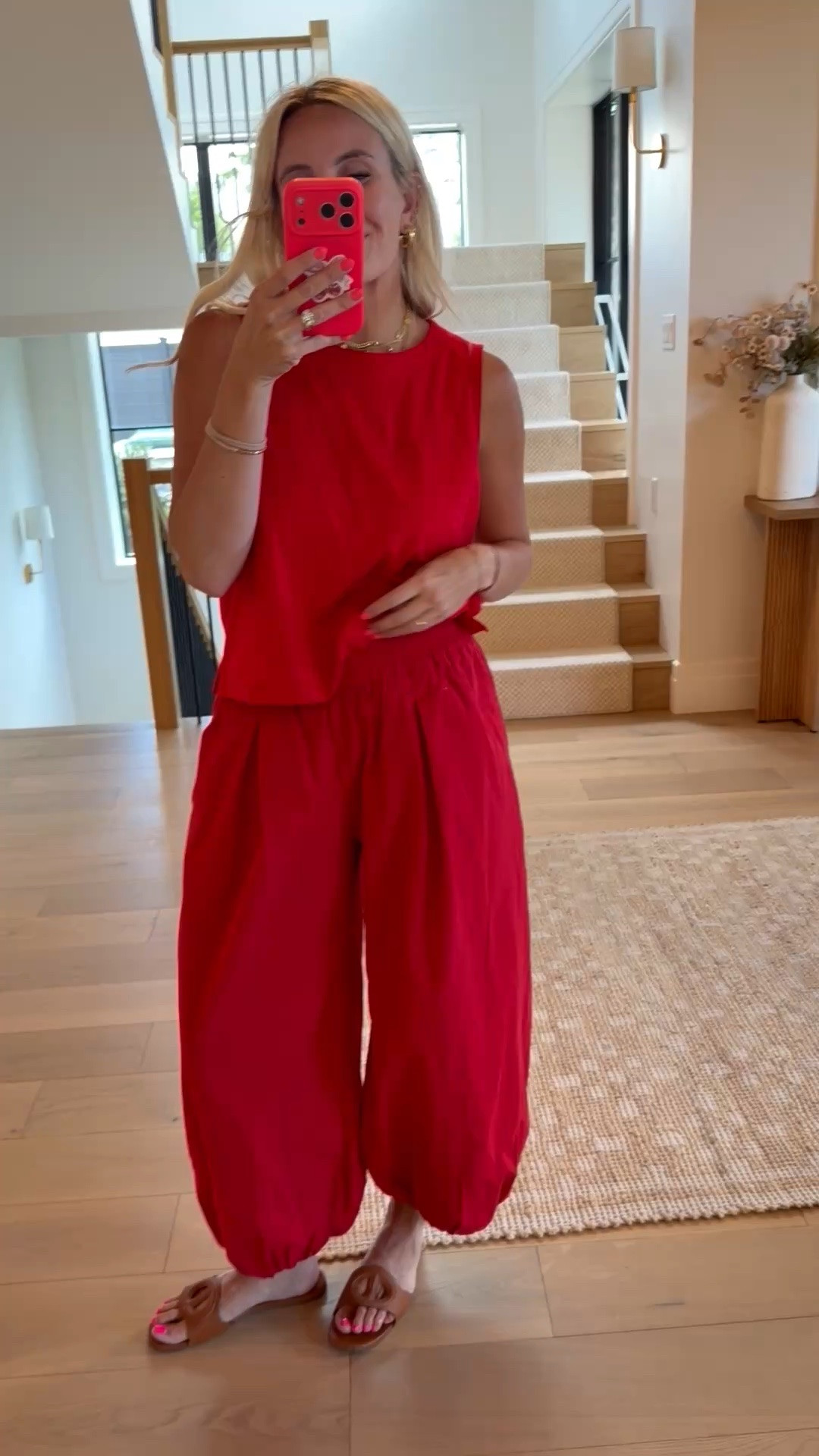 These red pants are so cute for the summer!

#LTKootd #LTKgrwm #LTKmomlife