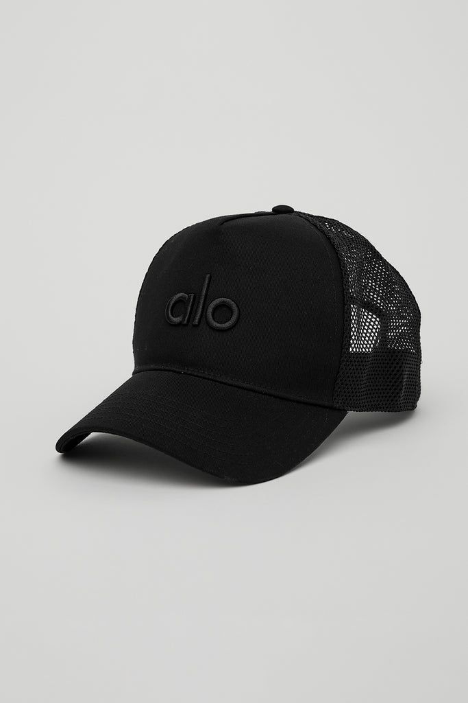 District Trucker Hat - Black | Alo Yoga