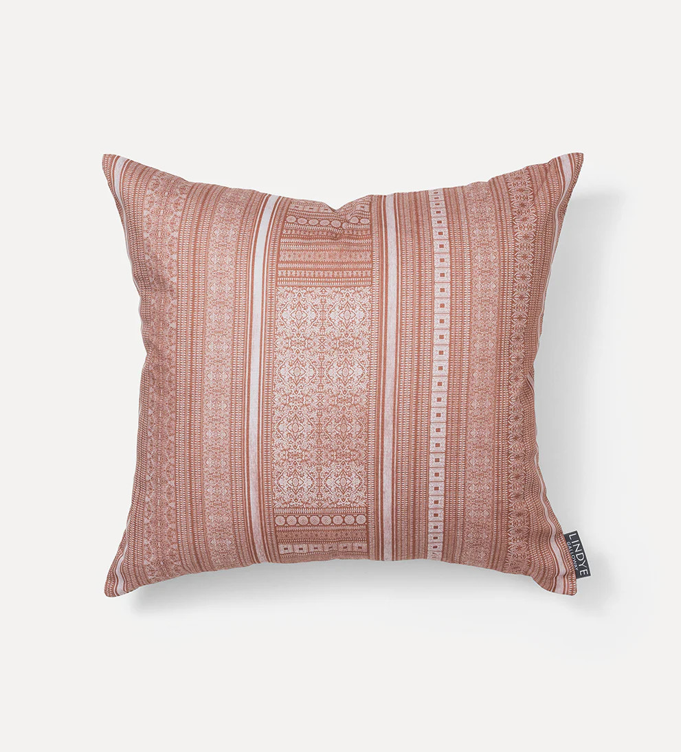 Ballo Pillow | Le Maé by Lindye