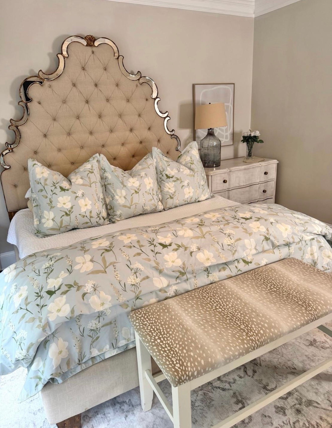 A little bedroom refresh, but with all organic materials. I loved the pattern on this duvet and the matching pillows shams, so I was even more excited to see they’re made from Organic Cotton and OEKO-TEX certified.
#QuincePartner @Quince

#LTKHome