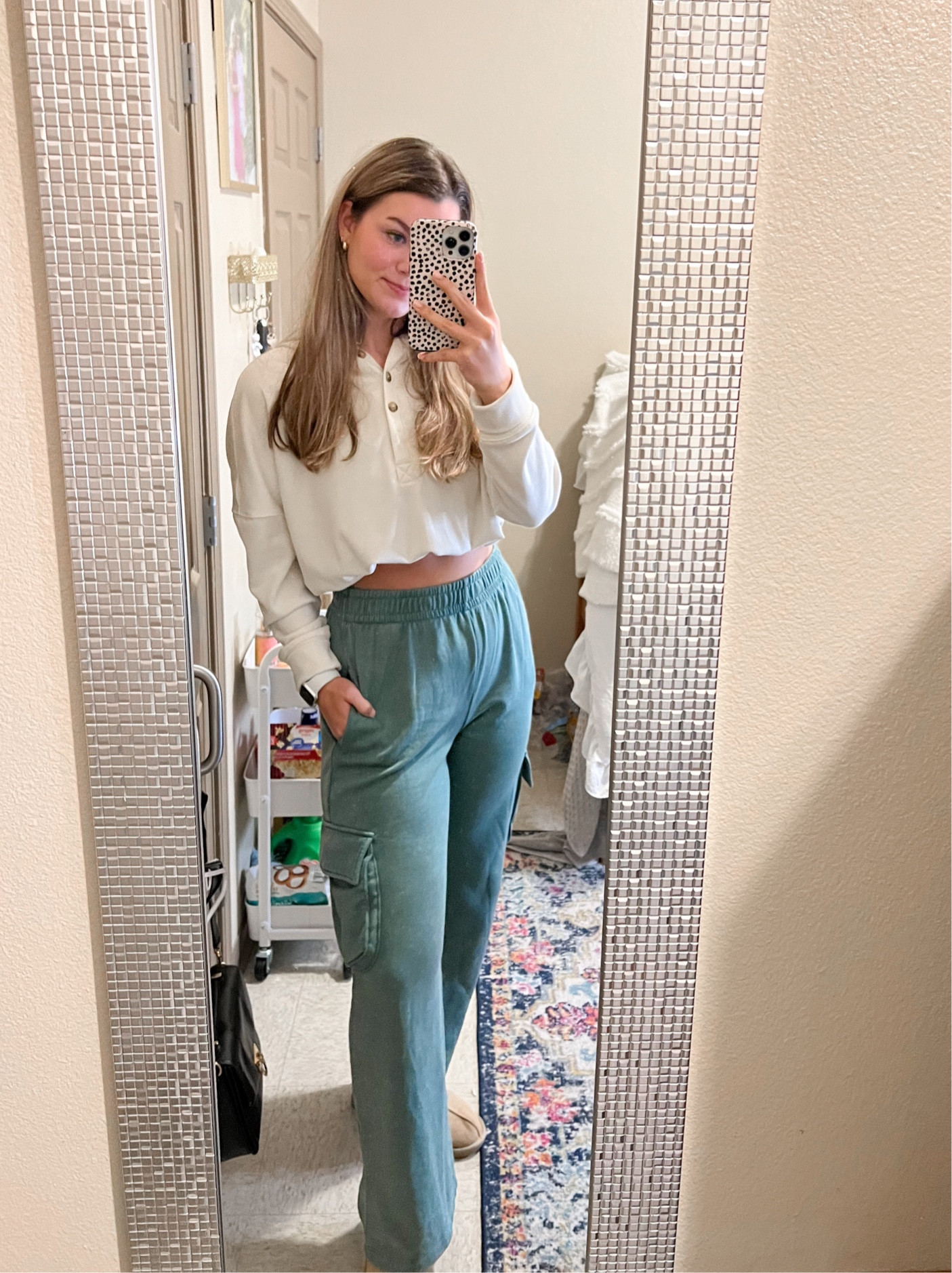 Cozy outfit inspo 💙

Travel outfit | comfy outfit | lounge outfit 

#LTKHoliday #LTKtravel #LTKfindsunder50