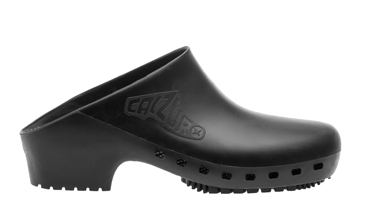 Black Classic Clogs Without Holes | Slip-Resistant Shoes | Calzuro | Calzuro