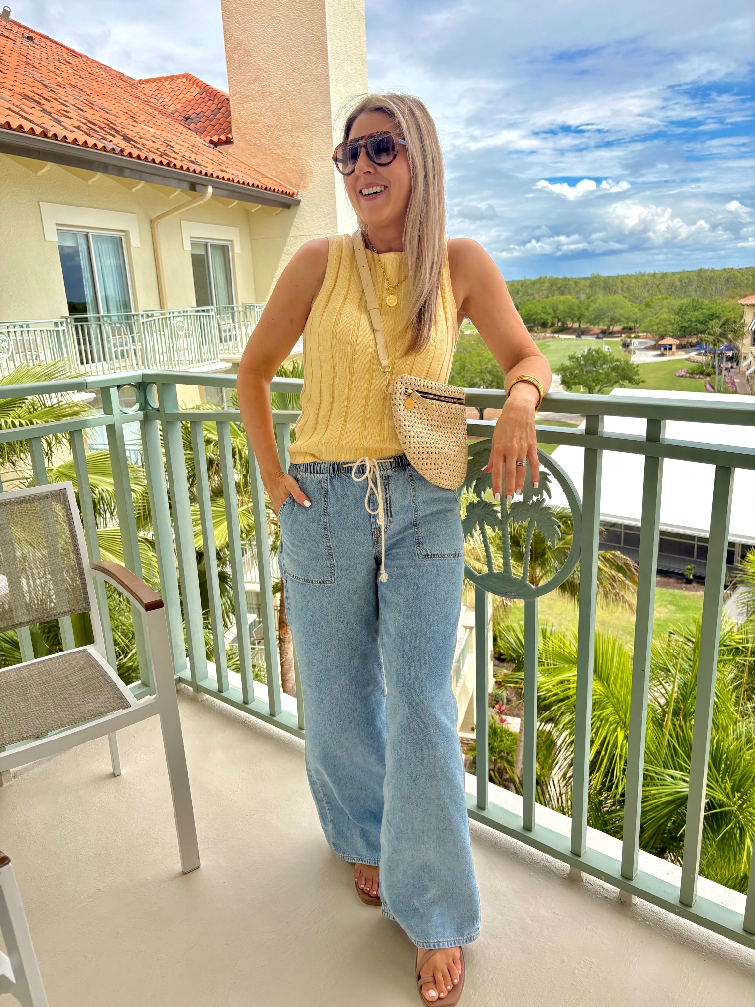 Travel look ☀️🌴
Comfy tie jeans!!! On Sale! (sized down, xs)
Knit sweater tank (tts, s)