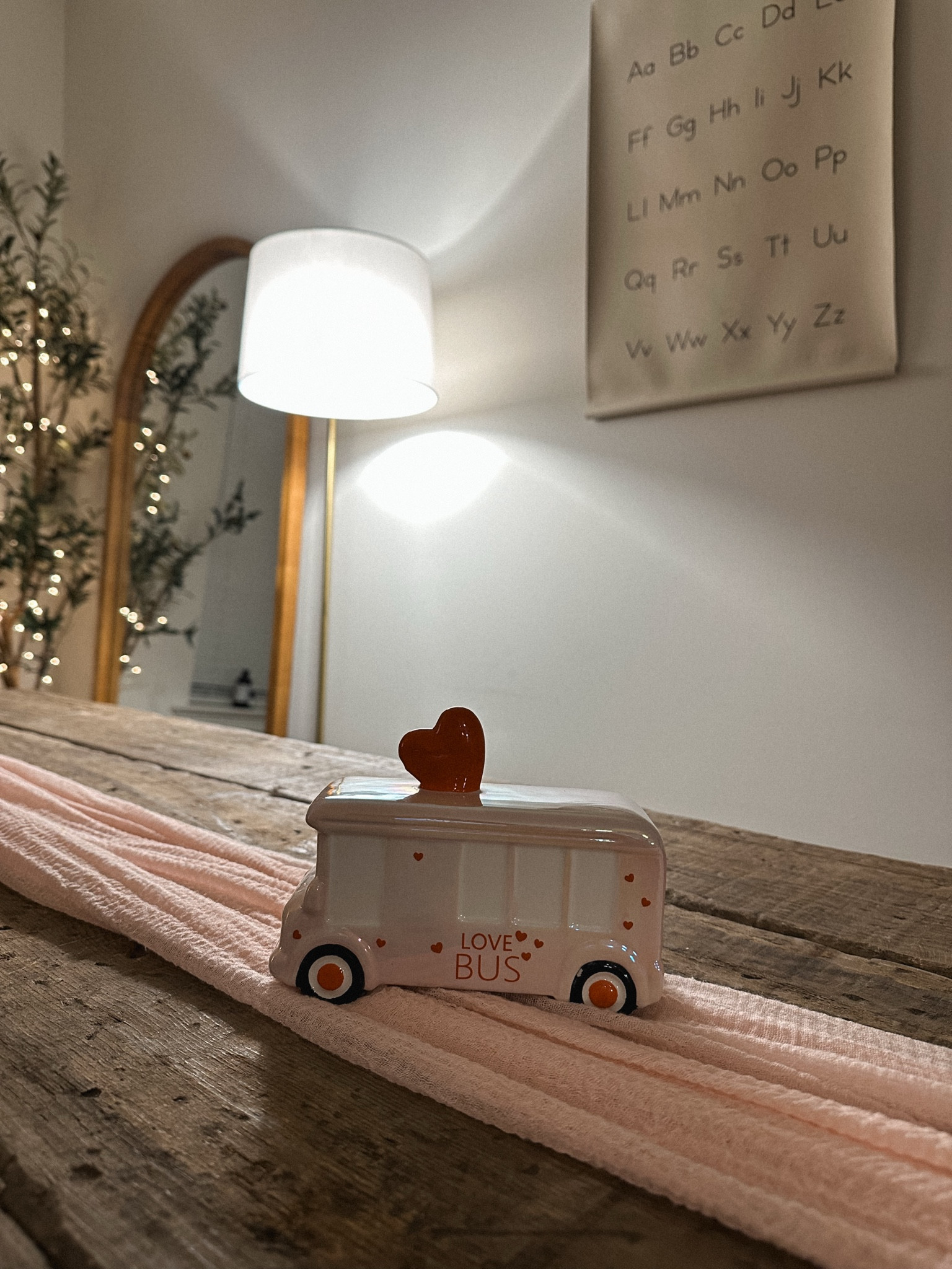 Valentine’s views 🩷🫶🏼

#homedecor #valentines 

#LTKHome
