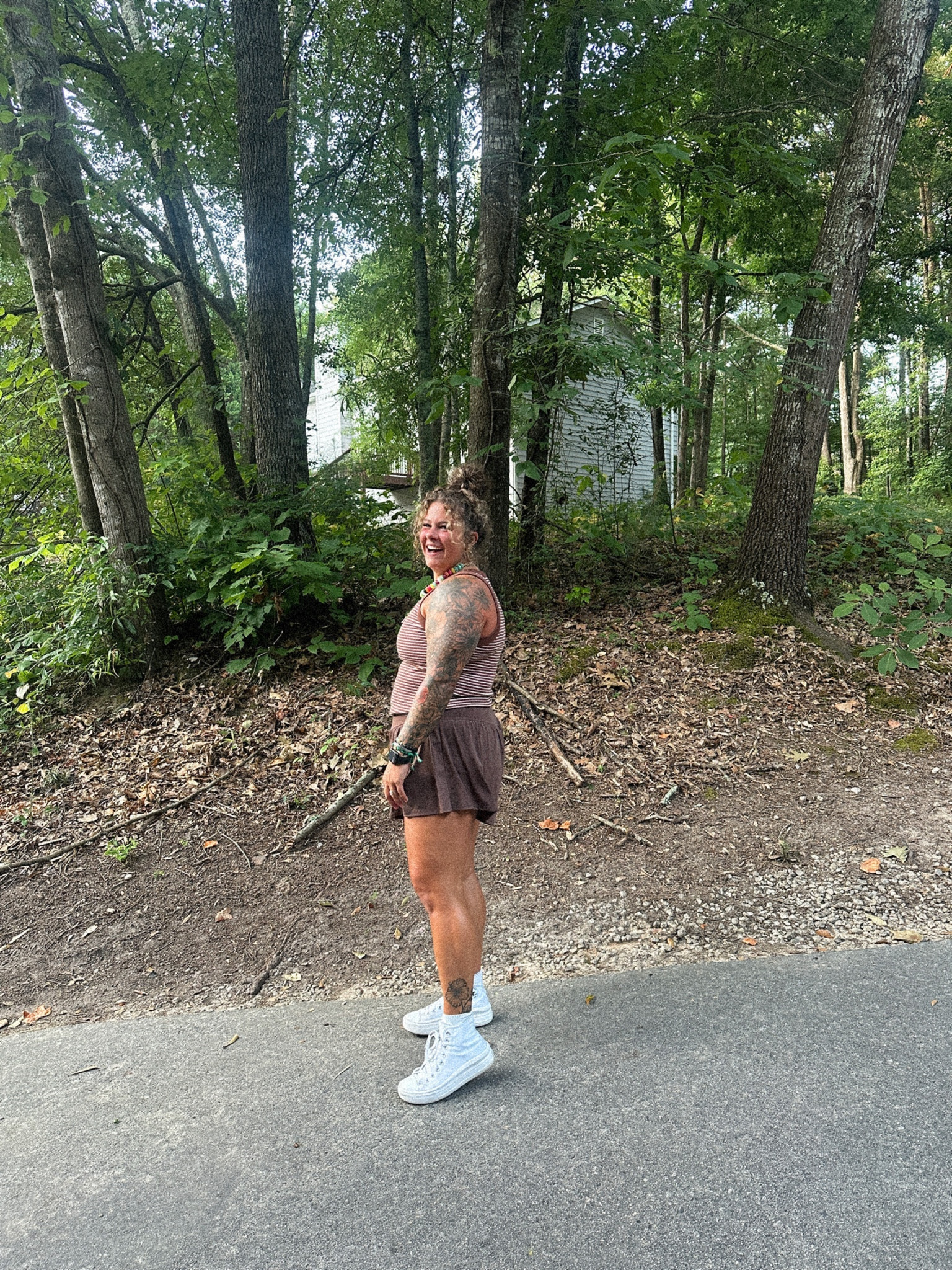 Travel fit - loving all the brown! 🥥🐌🐡🧸

Mom outfit // toddler mom // outfit idea // comfortable fit // athletic wear // Amazon find  // travel fit // old navy
