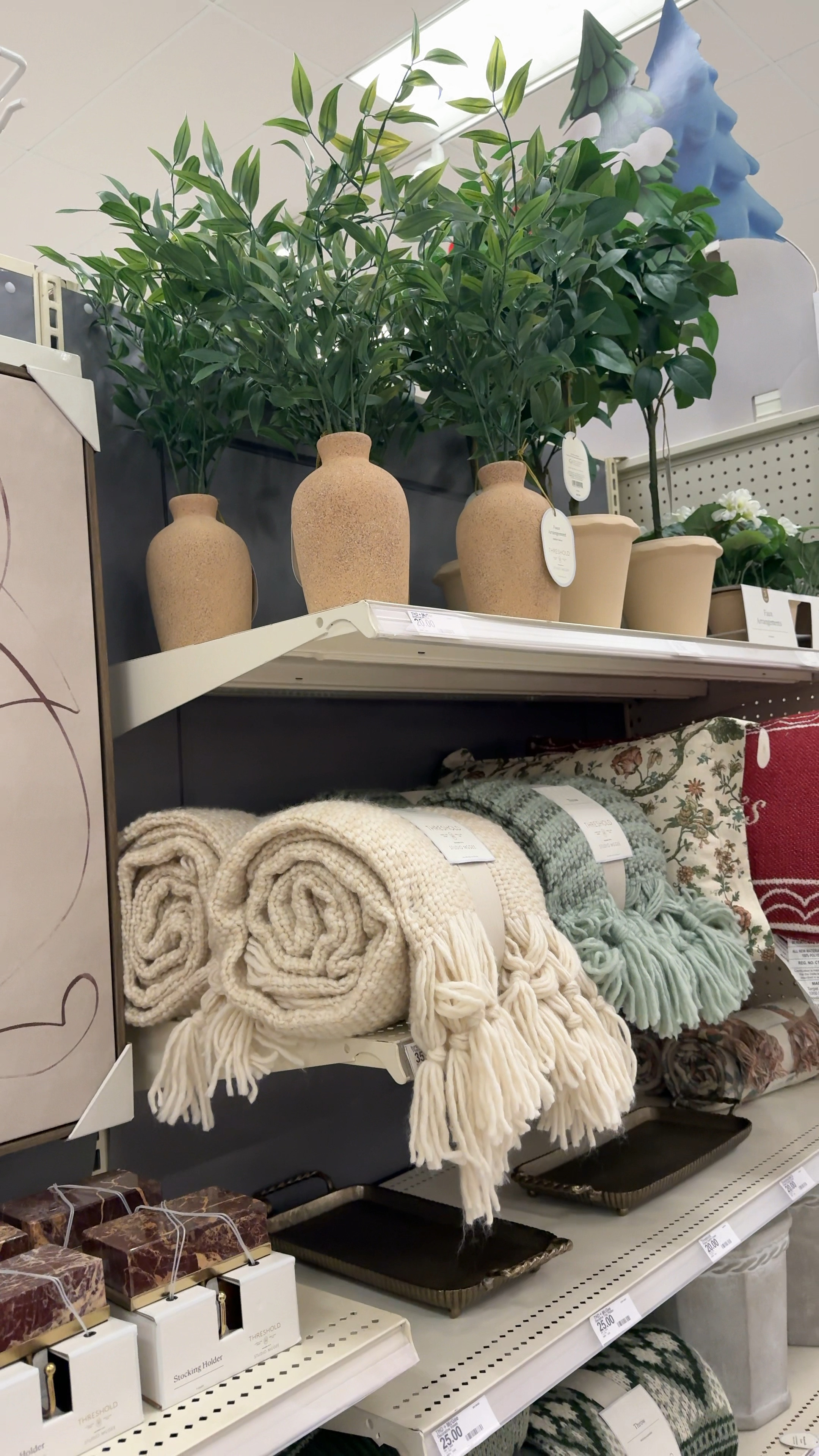 New @ Target for the new year✨🌲 #target #targethomedeco

#LTKHome #LTKSeasonal

#LTKWatchNow