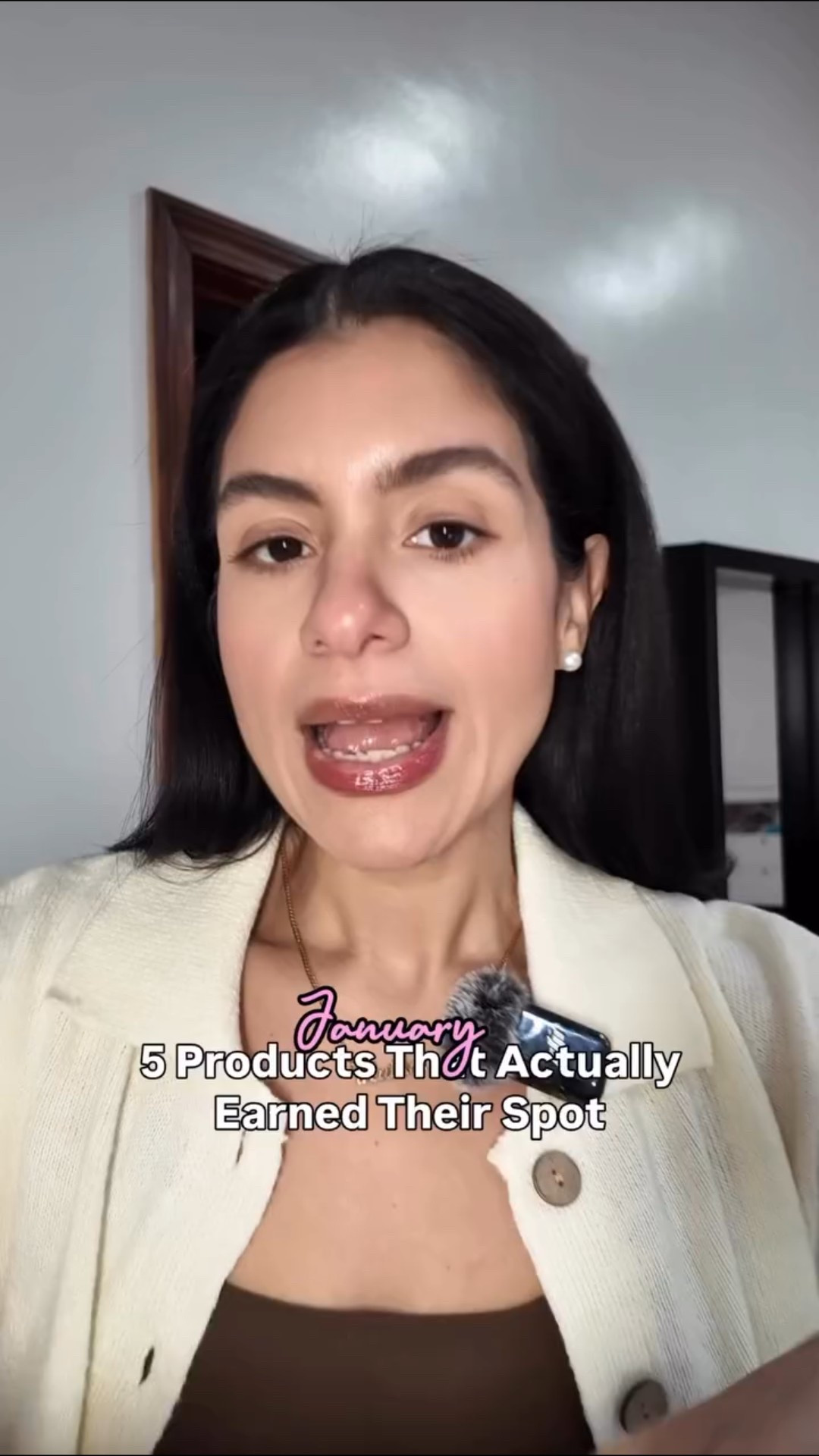 5 Products That Actually Earned Their Spot ✨

I used to do these every month on my blog years ago, and honestly… I missed it.
So I’m bringing it here.

These aren’t trendy or new.
They earned their spot because they worked in real life—busy days, tired skin, heat styling, long nights, repeat routines.
If something stays with me from one year to the next, it’s because it makes my life easier, not louder.

This is officially a monthly series—no hype, just what’s worth keeping.

👇 Tell me in the comments: which one would you try first?
All links are in my bio.

@dalba_global 
@johnfriedaus 
@lorealparis 
@paparecipe_official_global 
@lushcosmetics 

#beauty #explore #hair #skin #bodycare