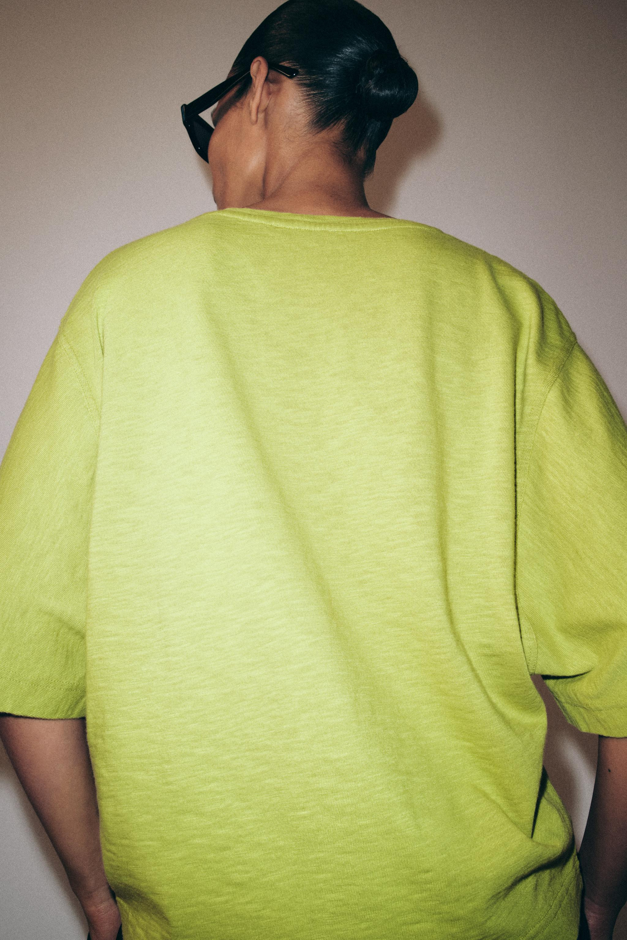 V-NECK T-SHIRT | Zara US