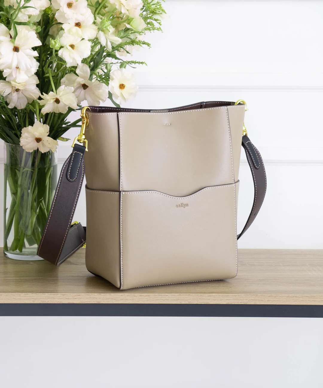 Jordan Bucket Bag | AALLYN