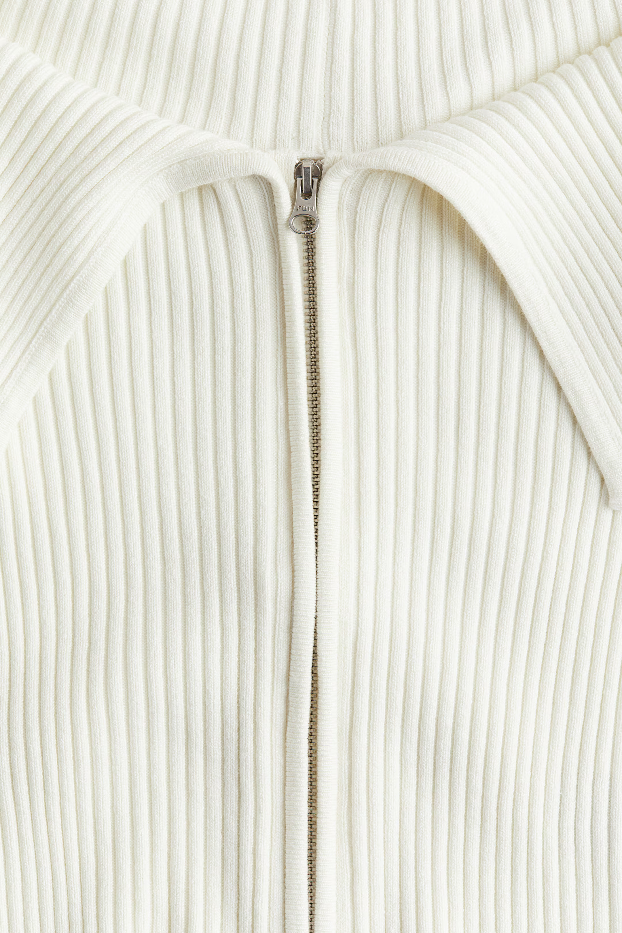 Off-the-Shoulder Top | H&M (US + CA)