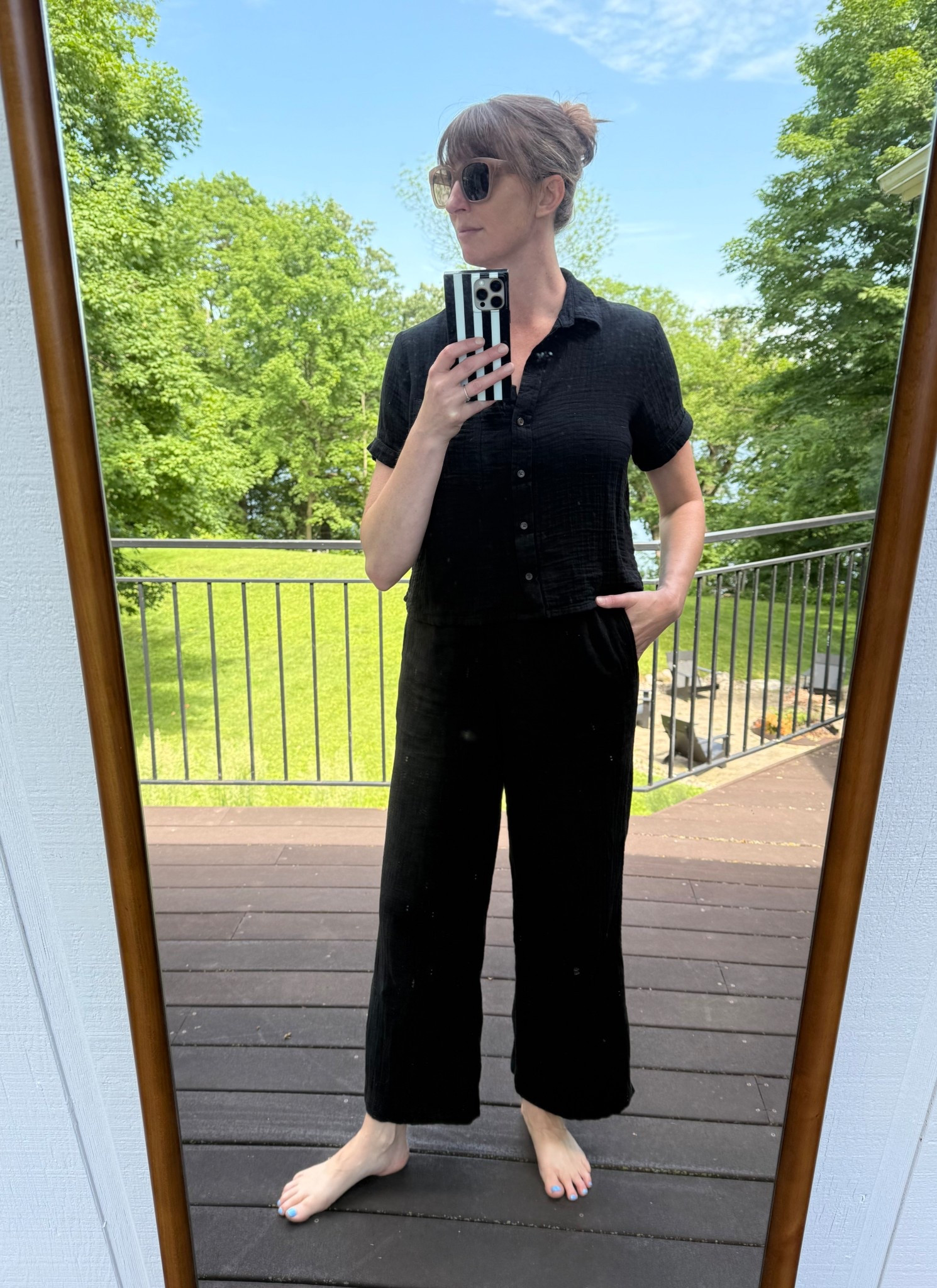 Less expensive version of yesterdays outfit. This linen crop top and crop wide leg pants from old navy is the perfect summer staple. It’s just as comfy as wearing sweats but with an elevated style. 

#LTKFindsUnder50 #LTKStyleTip #LTKOver40