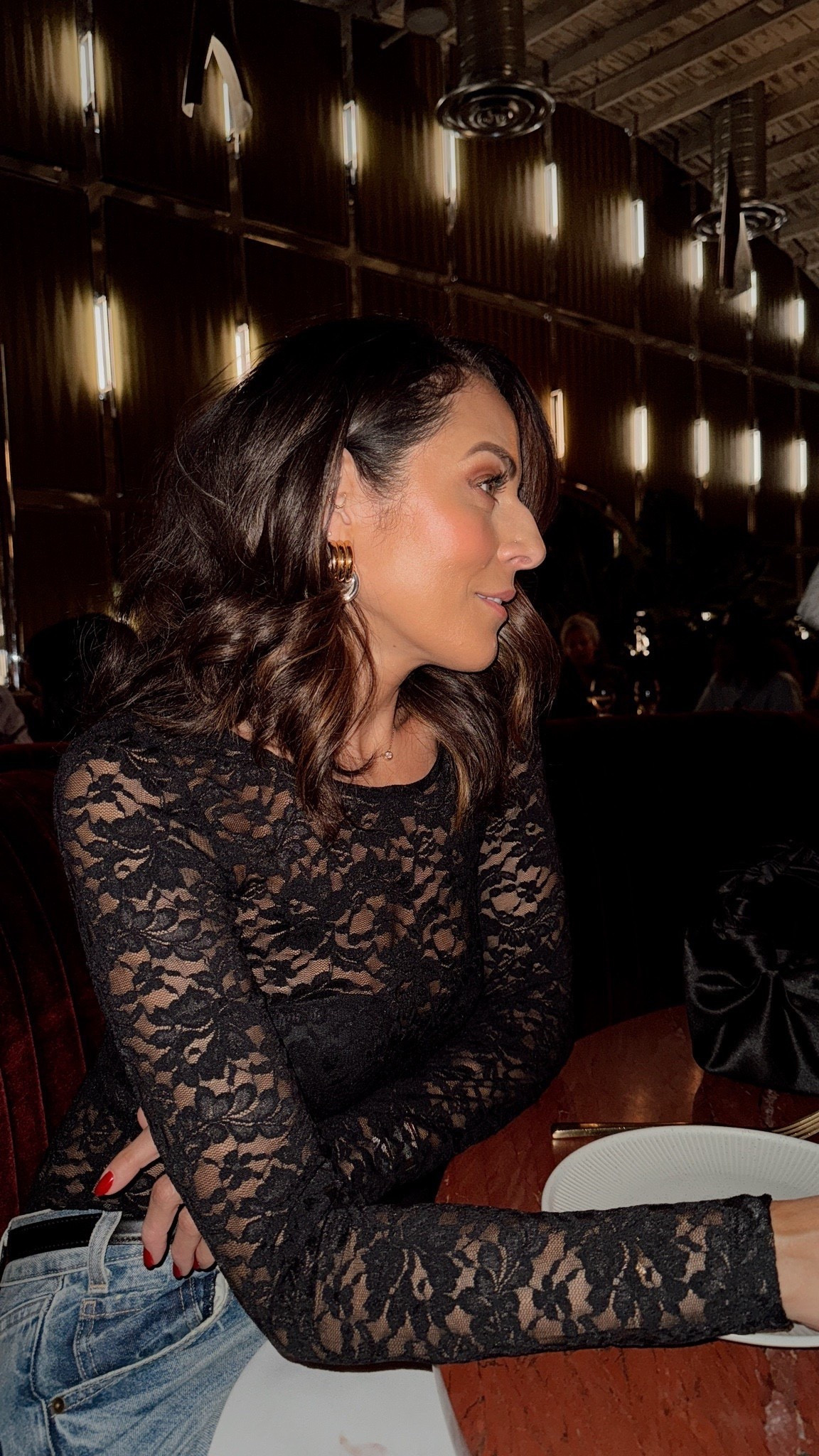 My gorgeous lace top restocked!! 
Denim size up they run snug 





Lace, denim, anthropologies, date night 

#LTKFindsUnder100 #LTKOver40