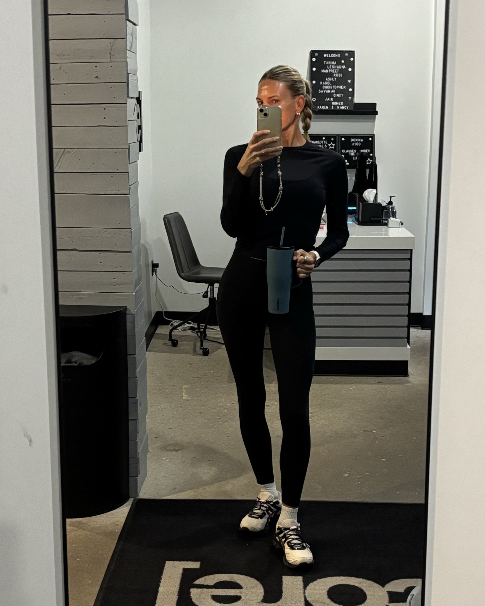 New month, same workout same set…Aritzia leggings are just as comfortable and flattering as their biker shorts! I always start my morning with a good eye patch and a huge bottle of water! 

#LTKActive #LTKdayinmylife #LTKmorningroutine