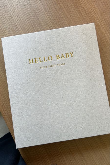 Baby milestone book // amazon // 

#LTKunder50 #LTKbaby #LTKbump