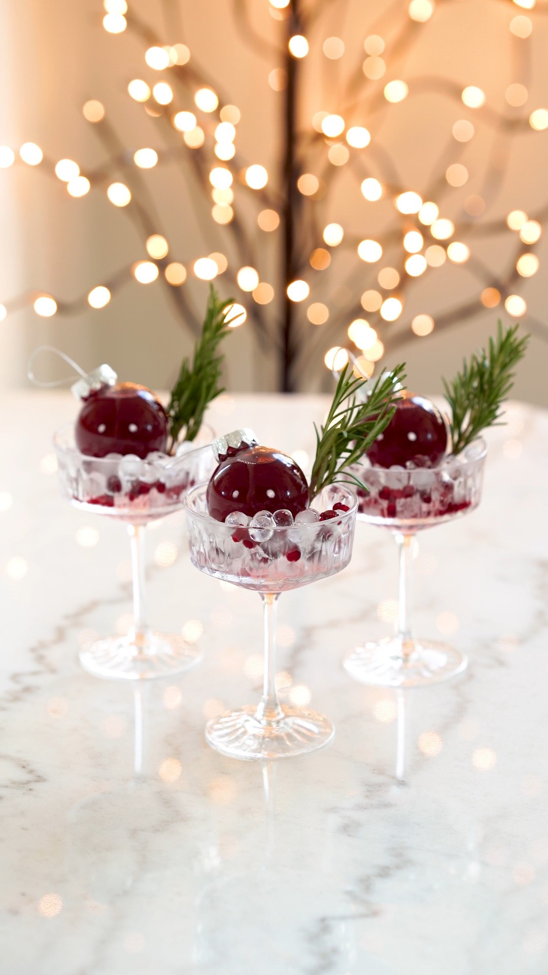 Looking for the perfect way to wow your guests at your next brunch? Try this fun twist on the classic mimosa! It’s just as delicious as a mocktail with sparkling water, too. Everything you see is linked already!

hostess with the mostess, bar cart, kitchen finds, entertaining, party idea, cocktail bar, drink station, holiday drinks

#LTKSeasonal #LTKHoliday #LTKHome