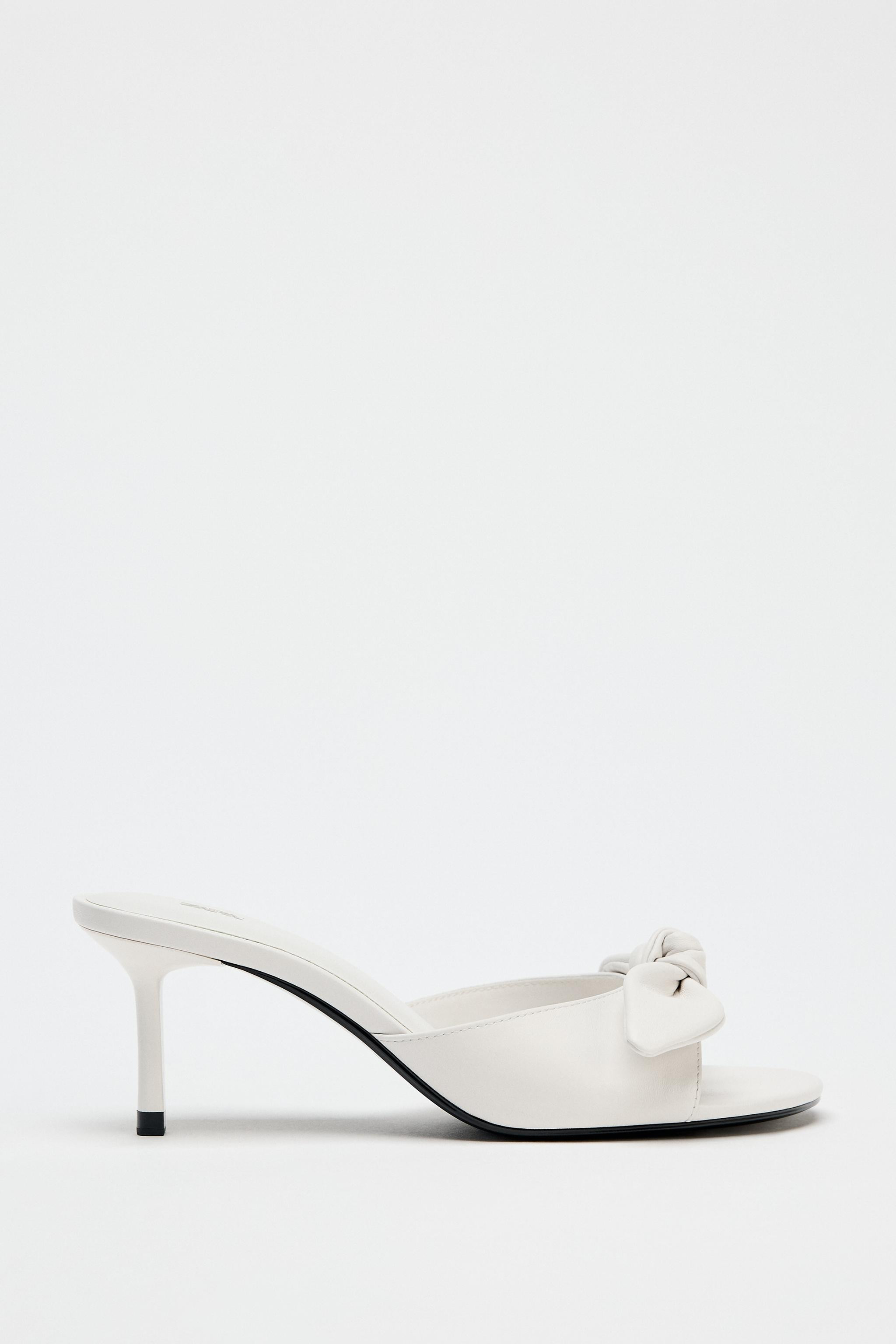 LEATHER BOW HEELED SANDALS | Zara US