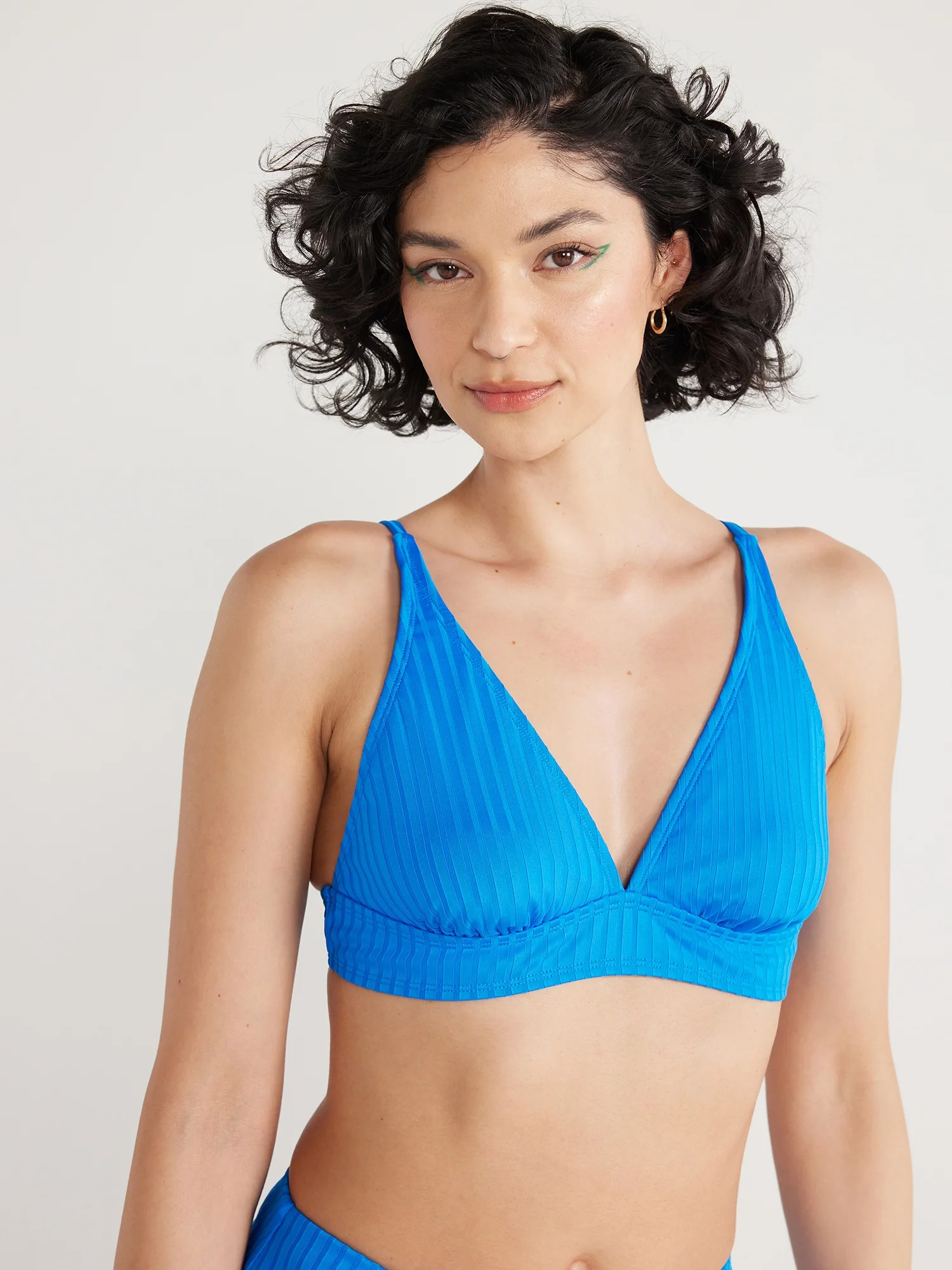 No Boundaries Juniors’ Ribbed Plunge Bikini Top, Sizes S-XXL | Walmart (US)