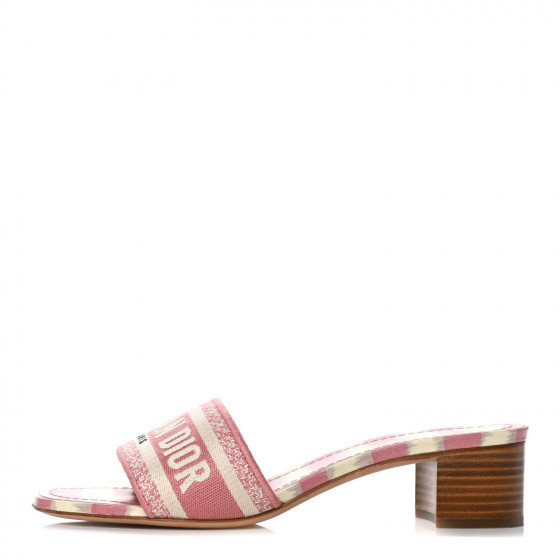 CHRISTIAN DIOR

Cotton Embroidered D-Stripes Dway Heeled Slide Sandals 39 Deep Nude | Fashionphile