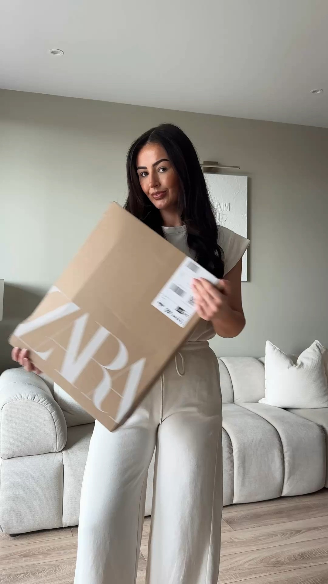 Everything from my Zara reel is linked below! 

Jackets - size S
Trousers - size S
Jeans - size 10
Joggers - size M

Zara spring, spring outfits, spring jacket, Zara jacket, Zara new in, checked jacket, bomber jacket, funnel neck jacket, airport outfit 

#LTKeurope #LTKspring #LTKuk