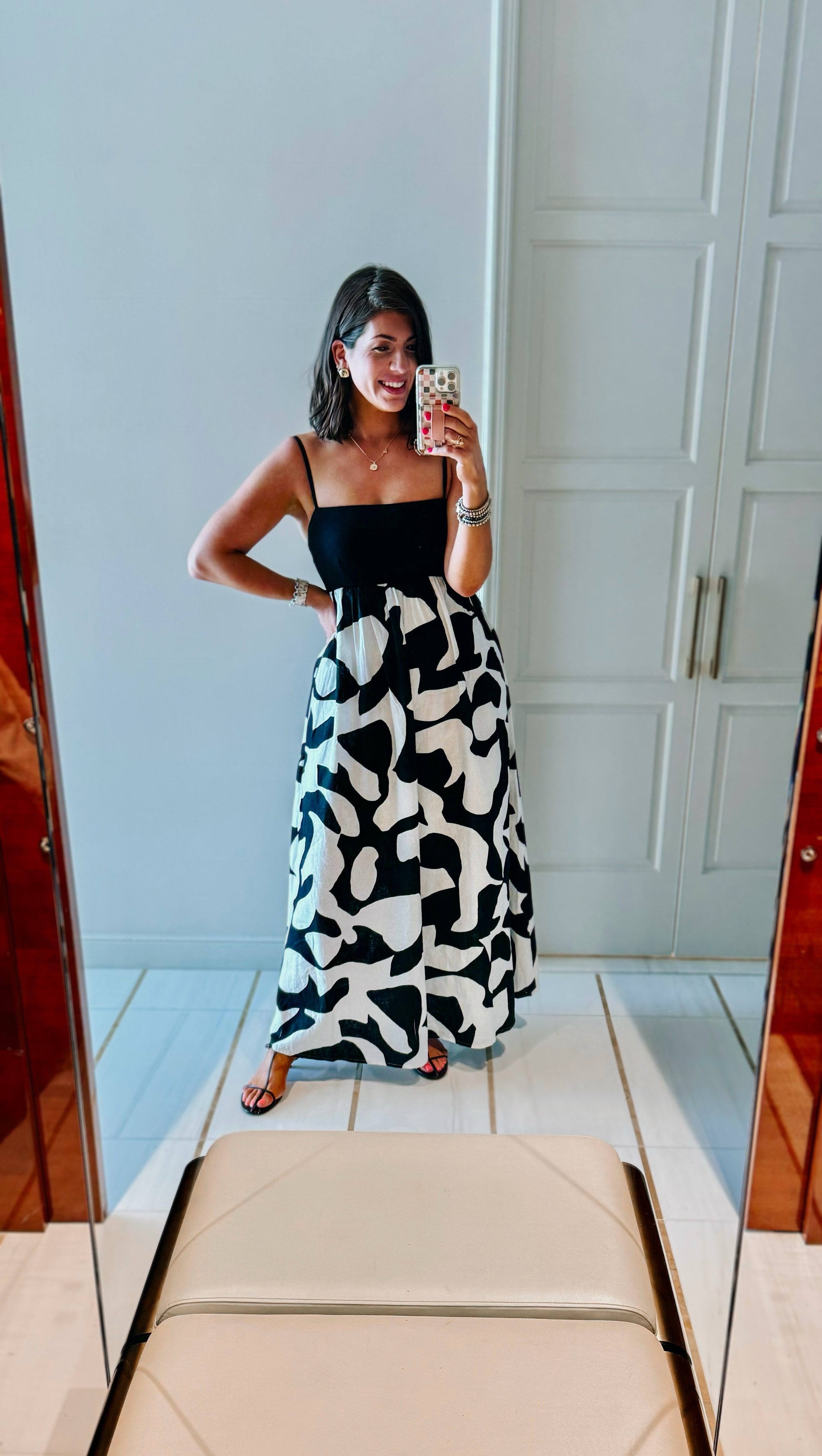 In a medium tall dress (added current version) 

#LTKMidsize #LTKFindsUnder50 #LTKSaleAlert