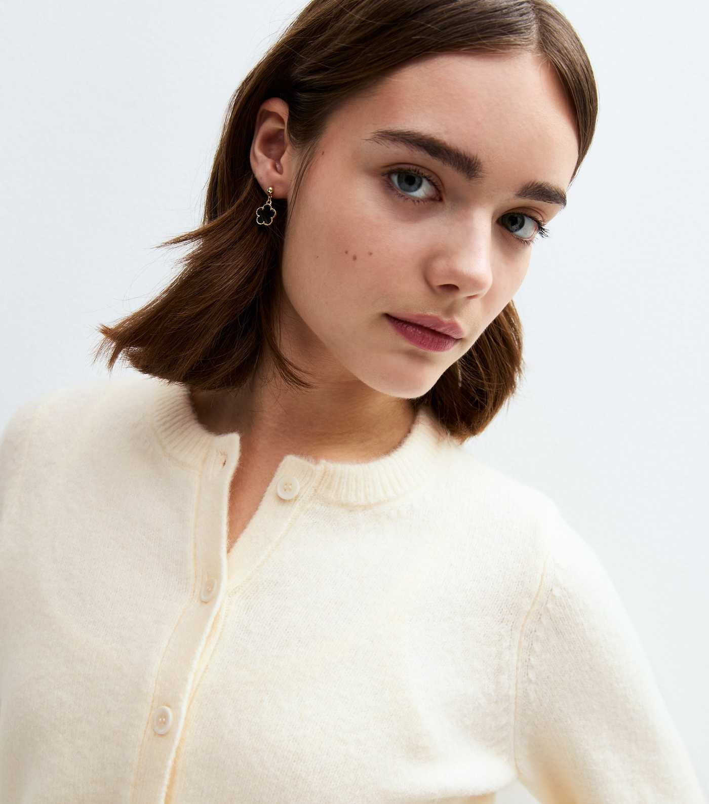Cream Crew Neck Knit Cardigan
						
						Add to Saved Items
						Remove from Saved Items | New Look (UK)