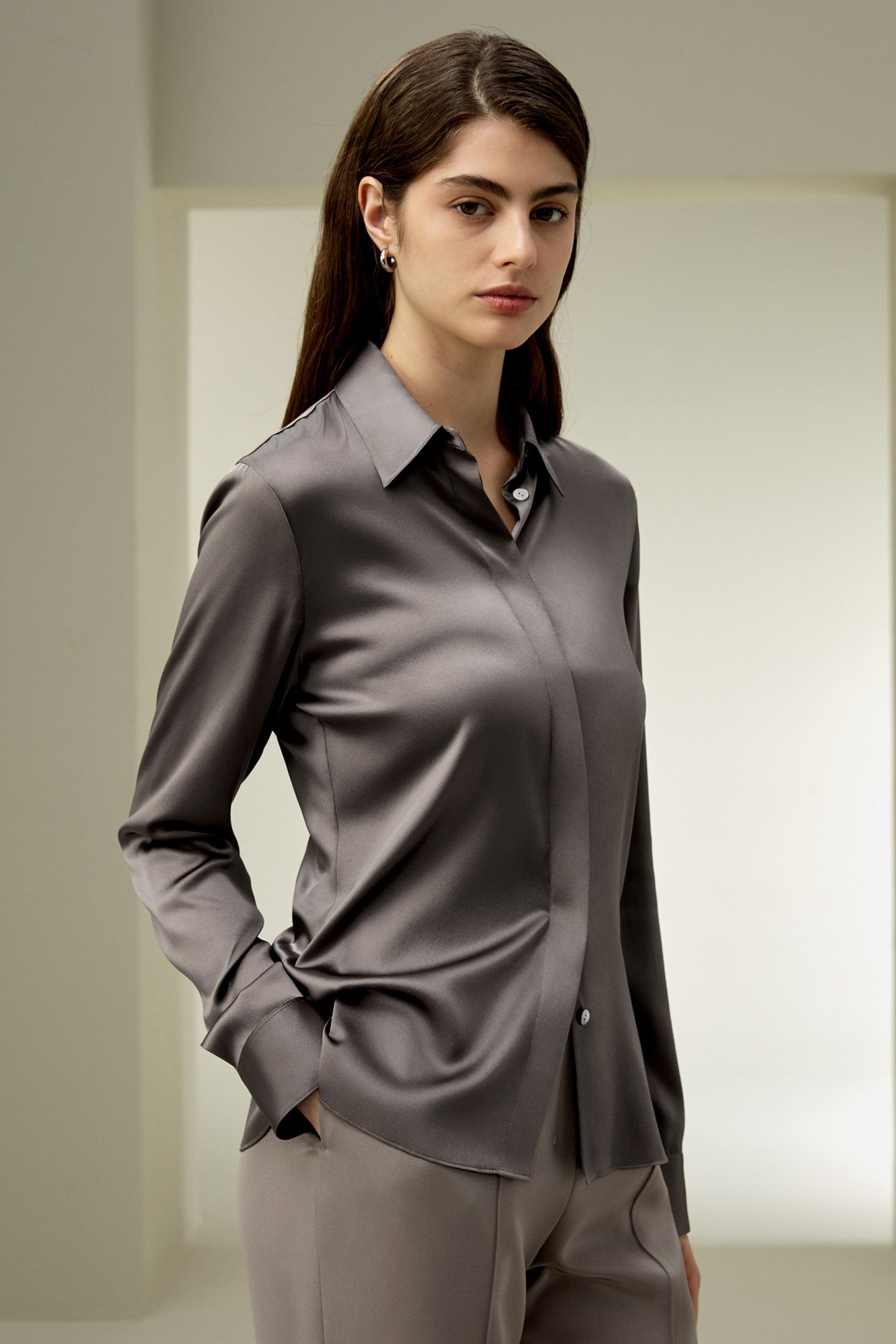 Elegant Silhouette Silk Shirt | LILYSILK