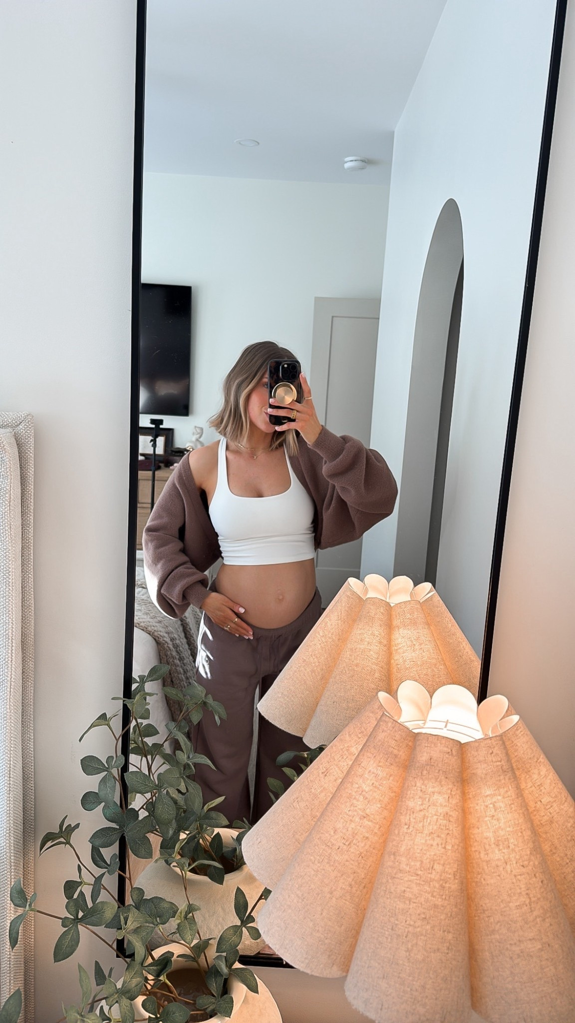 This outfit is doing the absolute most for my comfort level today.
(wearing size small)

#LTKmomlife #LTKBump #LTKcozy #LTKootd
