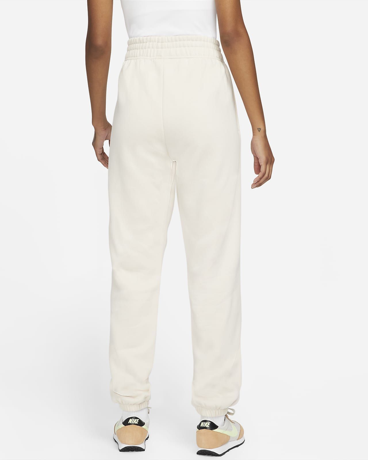 Nike Sportswear Trend Women's Fleece Pants (Plus Size). Nike.com | Nike (US)