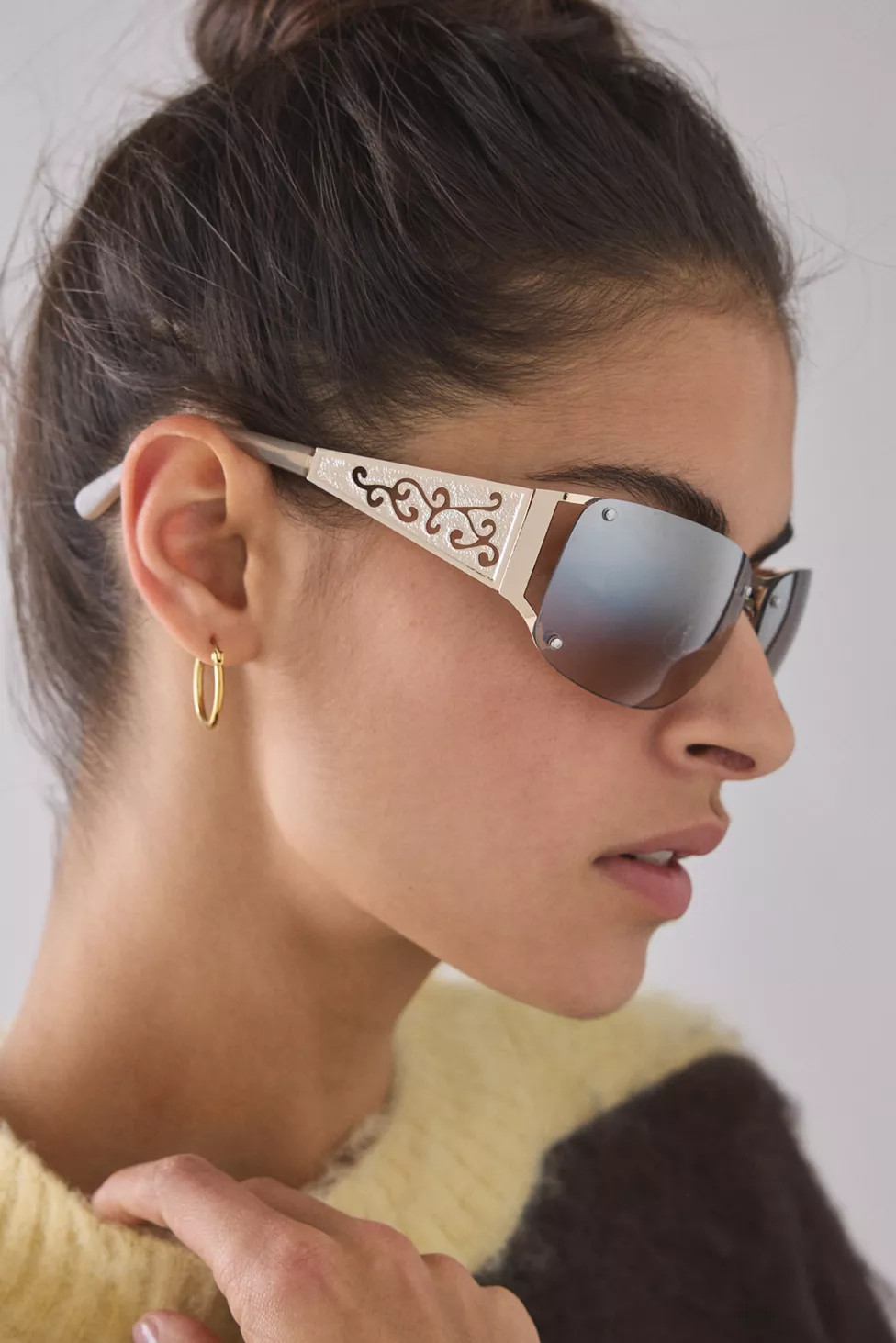 Holly Metal Shield Sunglasses | Urban Outfitters (US and RoW)
