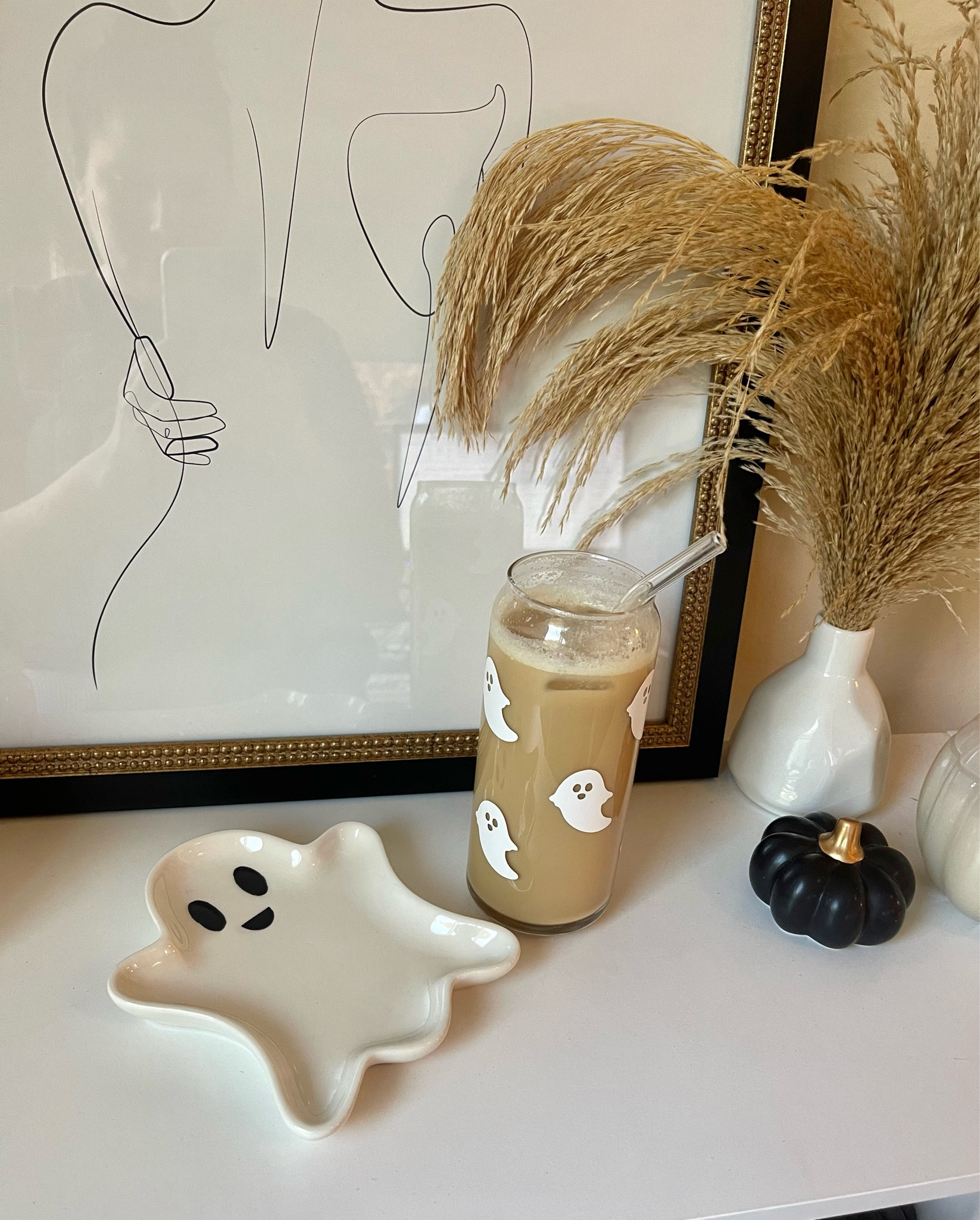 Love anything ghost! 

#halloweendecor #ghostdecor #home #fall

#LTKhome #LTKHalloween