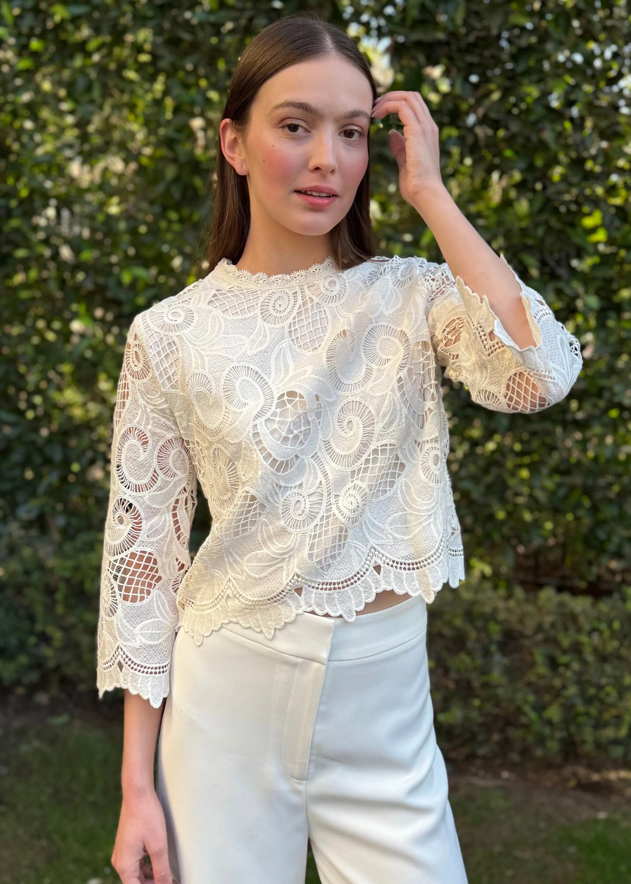 Jocelyn Abstract Lace 3/4 Flare Sleeve Top - Cream | Benaar La