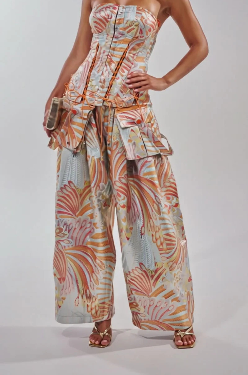 MARTHA FLORAL TROUSER | AKIRA
