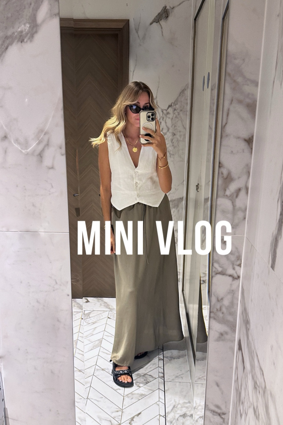 Satin skirt
Linen waistcoat 
Autumn outfit 
Fall style 
Minimal outfit 
Minimal style 

#LTKstyletip #LTKeurope #LTKSeasonal