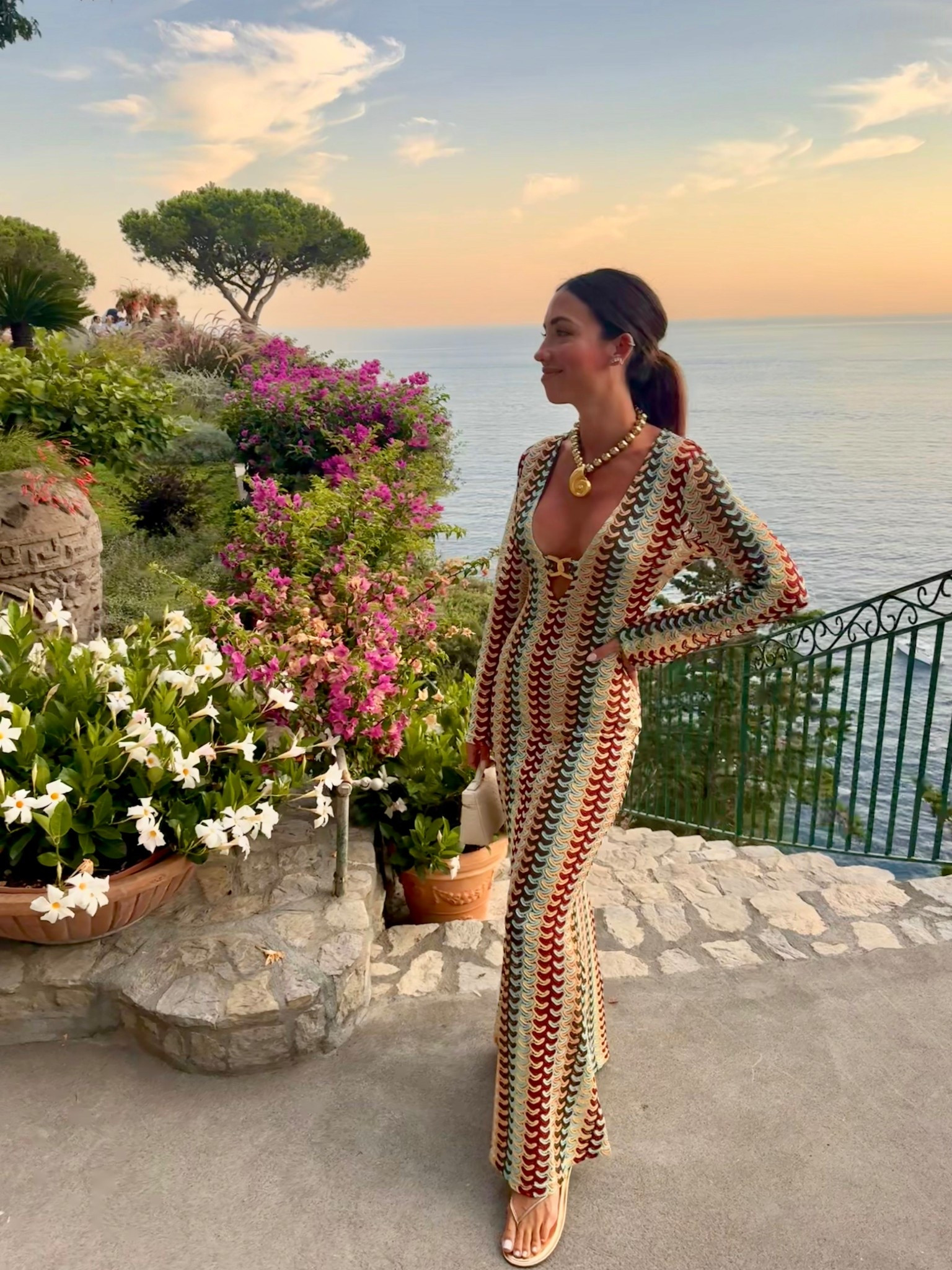 Chevron coverup 

Code: katehuggs30

#LTKFindsUnder100 #LTKFindsUnder50