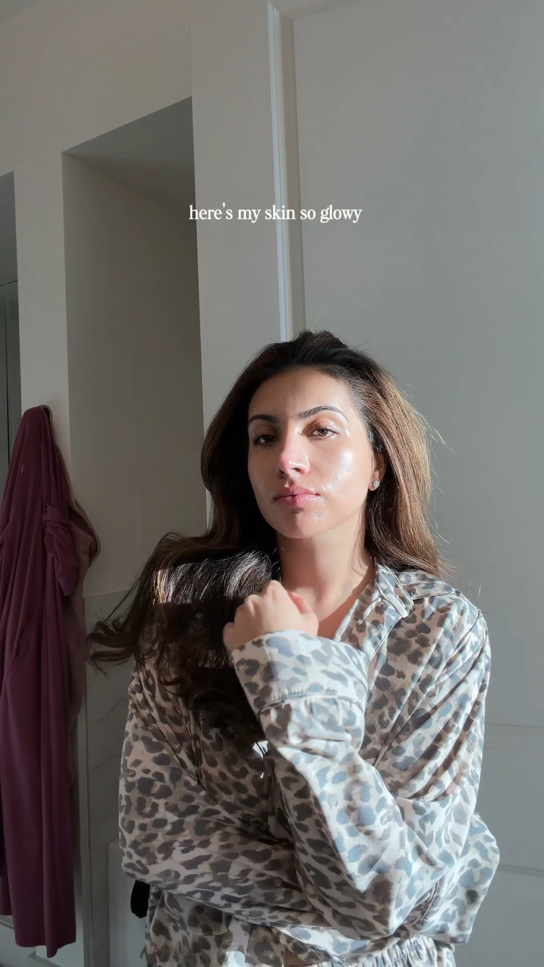 my glowy skincare routine✨

#skincare #glowyskincare #glowyskin #hydratedskin

#LTKselfcare #LTKBeauty #LTKmorningroutine