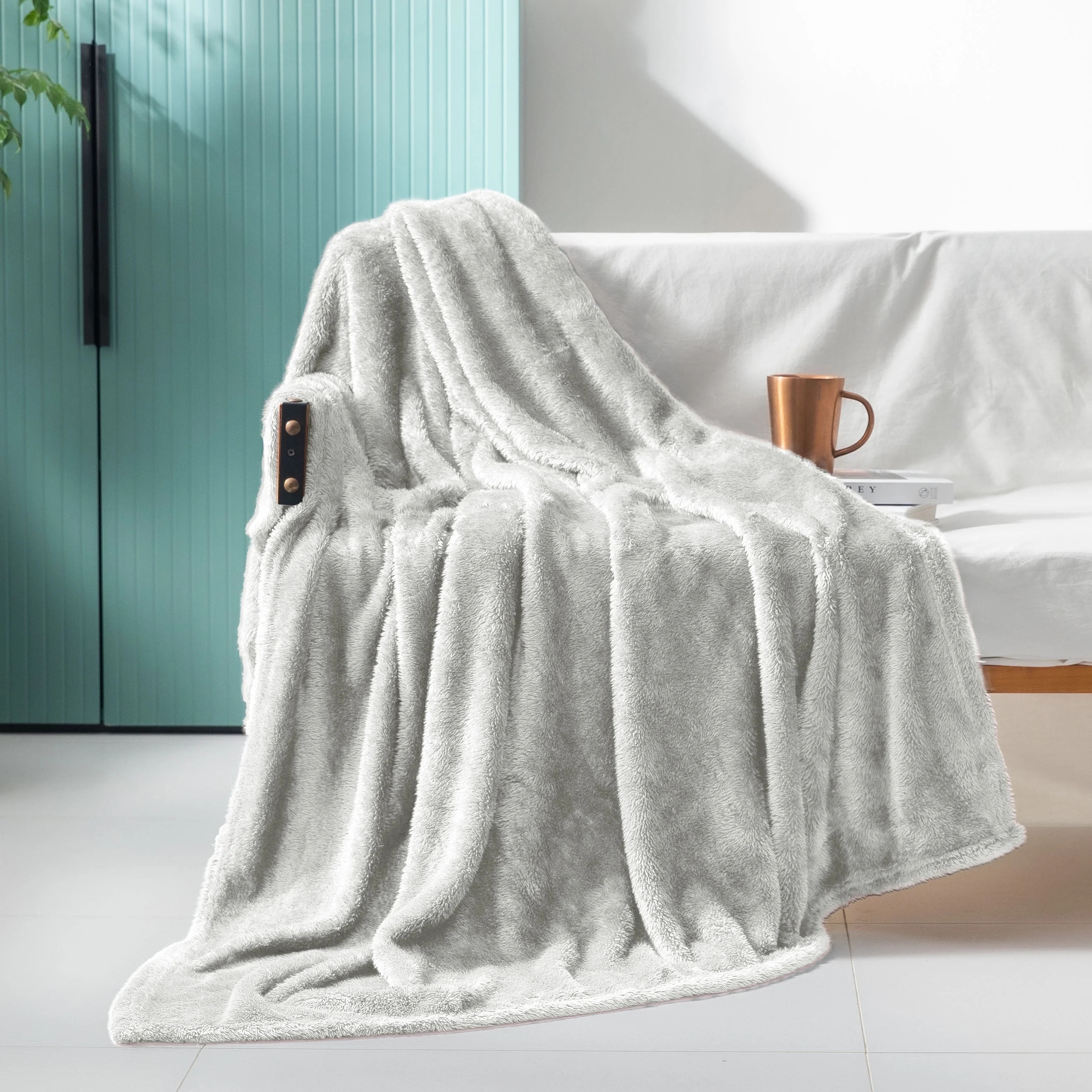 Exclusivo Mezcla Plush Fuzzy Large Fleece Throw Blanket (50" x 70", Light Grey)- Soft, Warm and L... | Walmart (US)