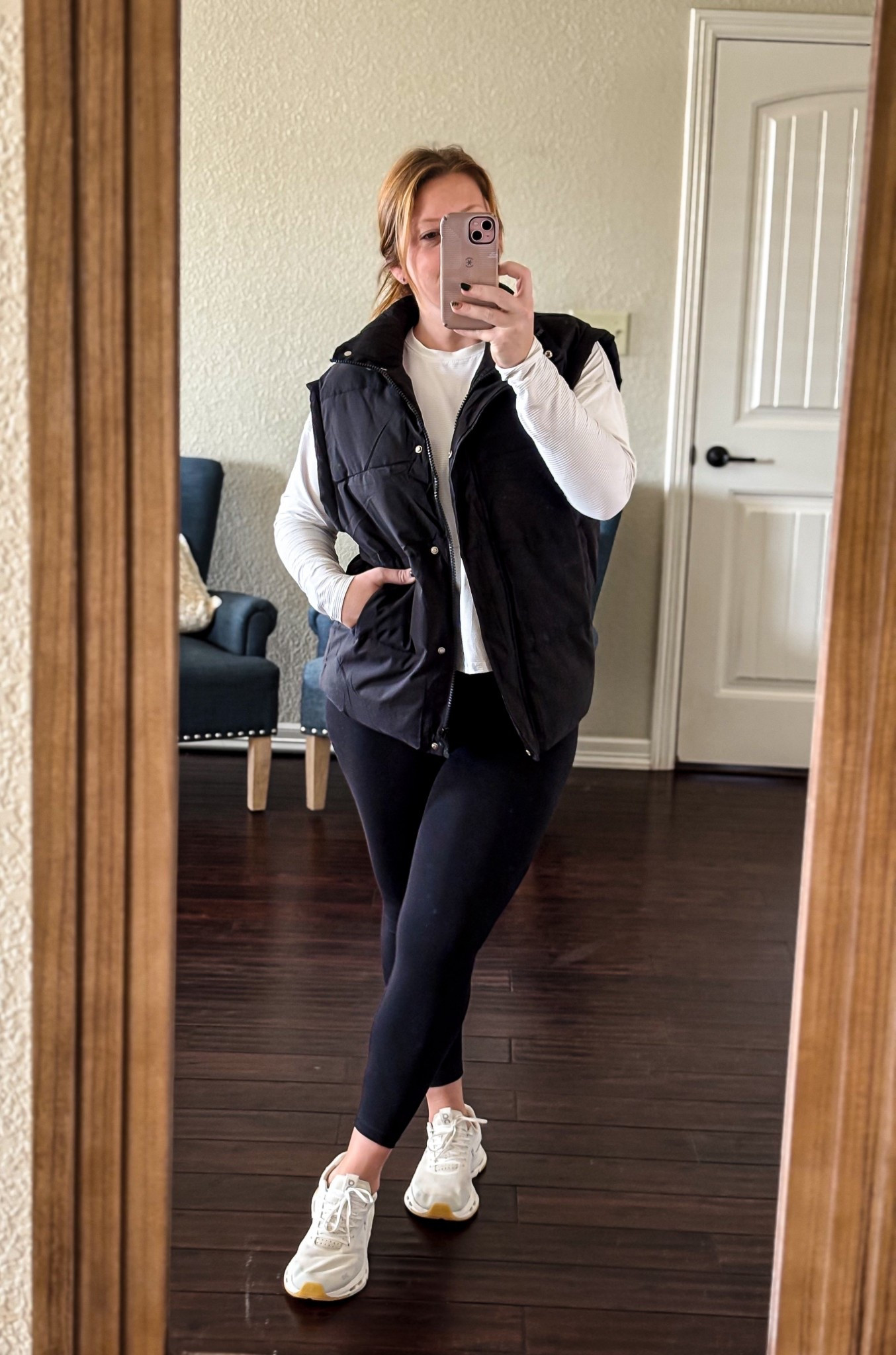 Amazons viral over sized puffer vest 

#LTKMidsize #LTKActive #LTKSeasonal