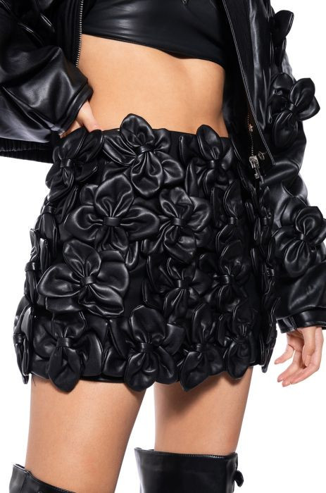 IN BLOOM FAUX LEATHER MINI SKIRT | AKIRA