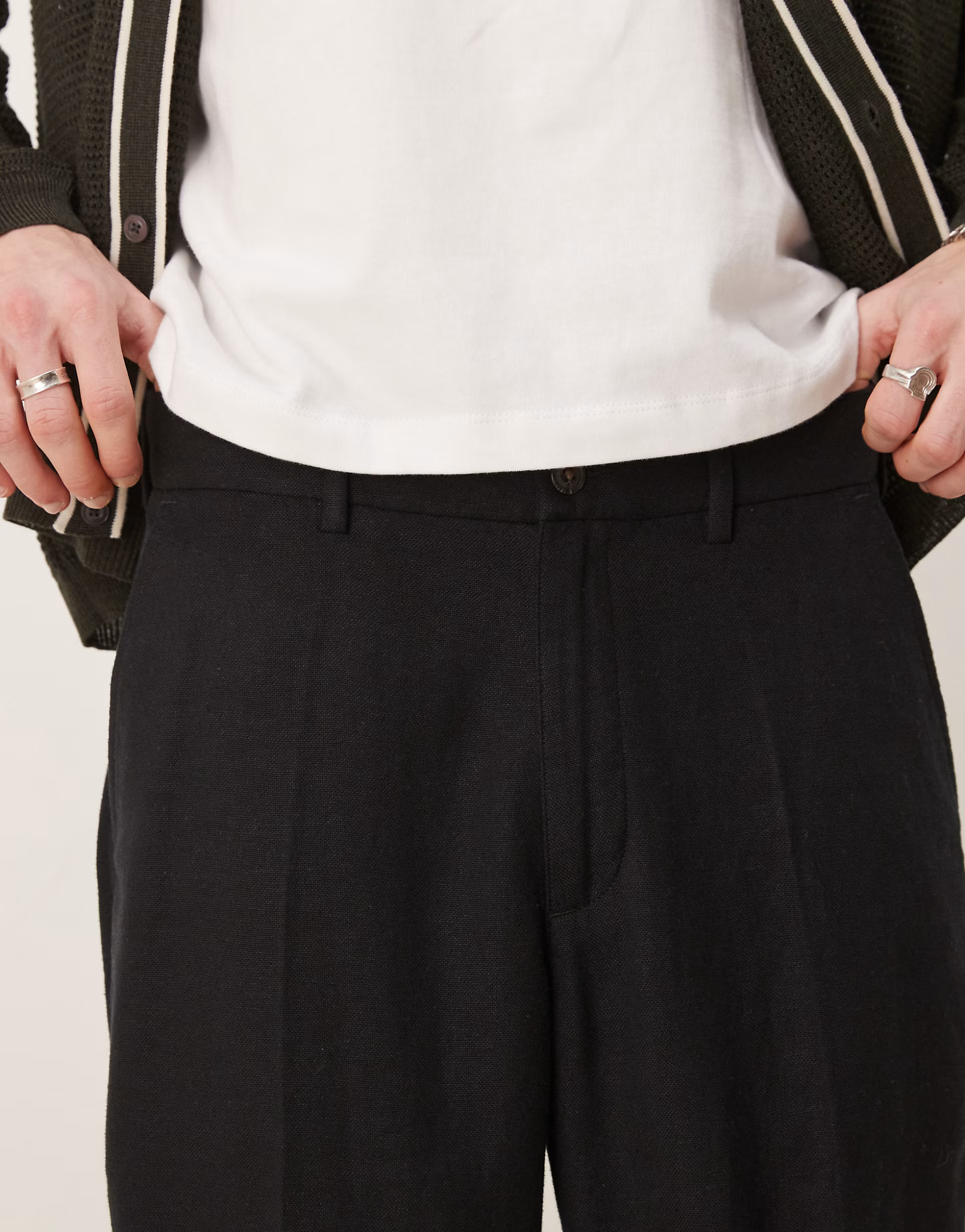 Abercrombie & Fitch loose carpenter trouser in black | ASOS (Global)