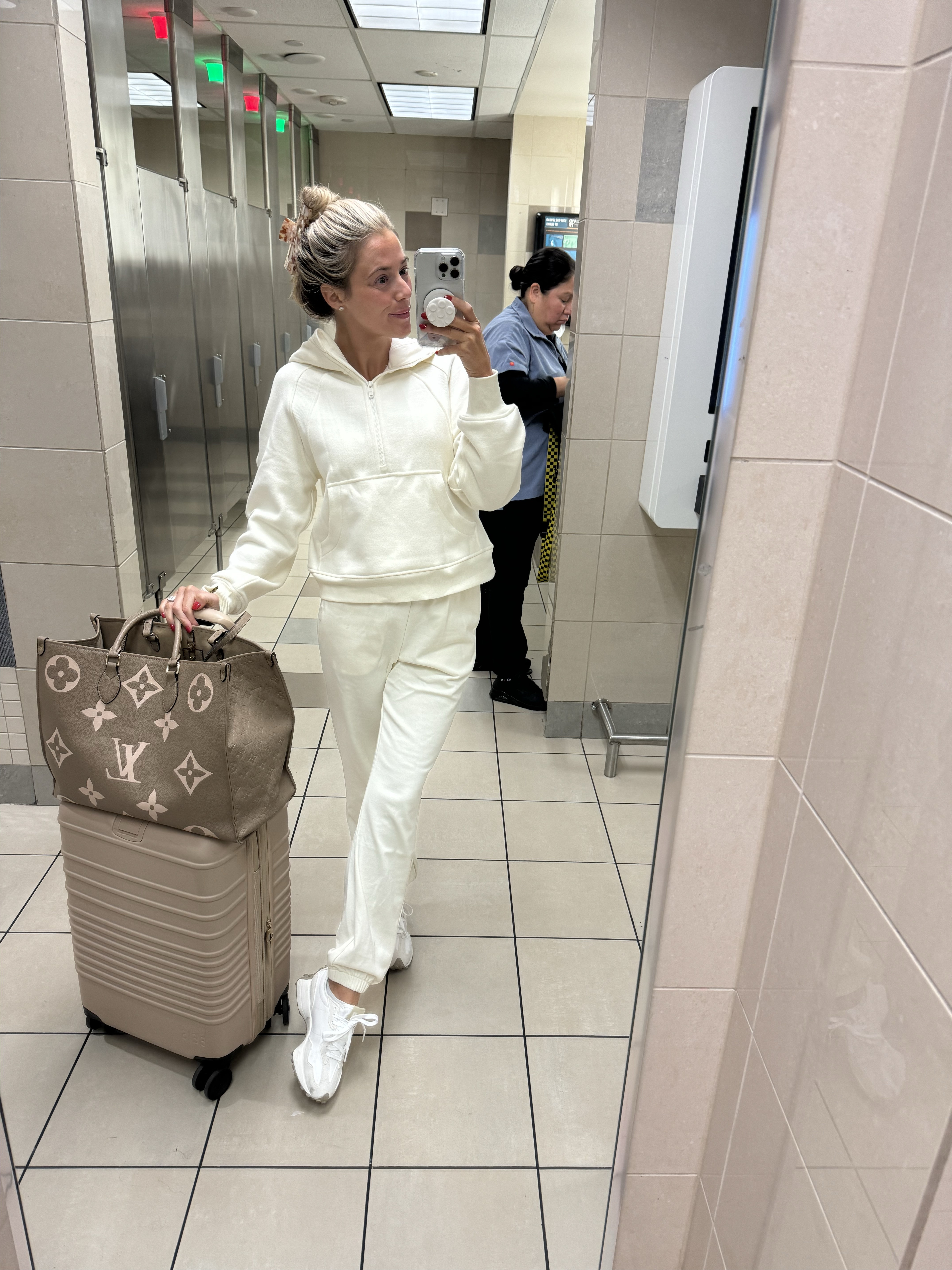 Airport outfit
Beis
White athletic set
Travel outfit 
Amazon 

#LTKActive #LTKTravel #LTKCyberWeek