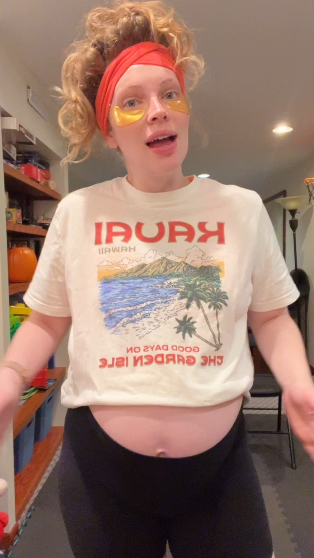 Size up in a large for the sports bra and then I sized up to an 8 for the shorts! Love these lululemon shorts for pregnancy!!