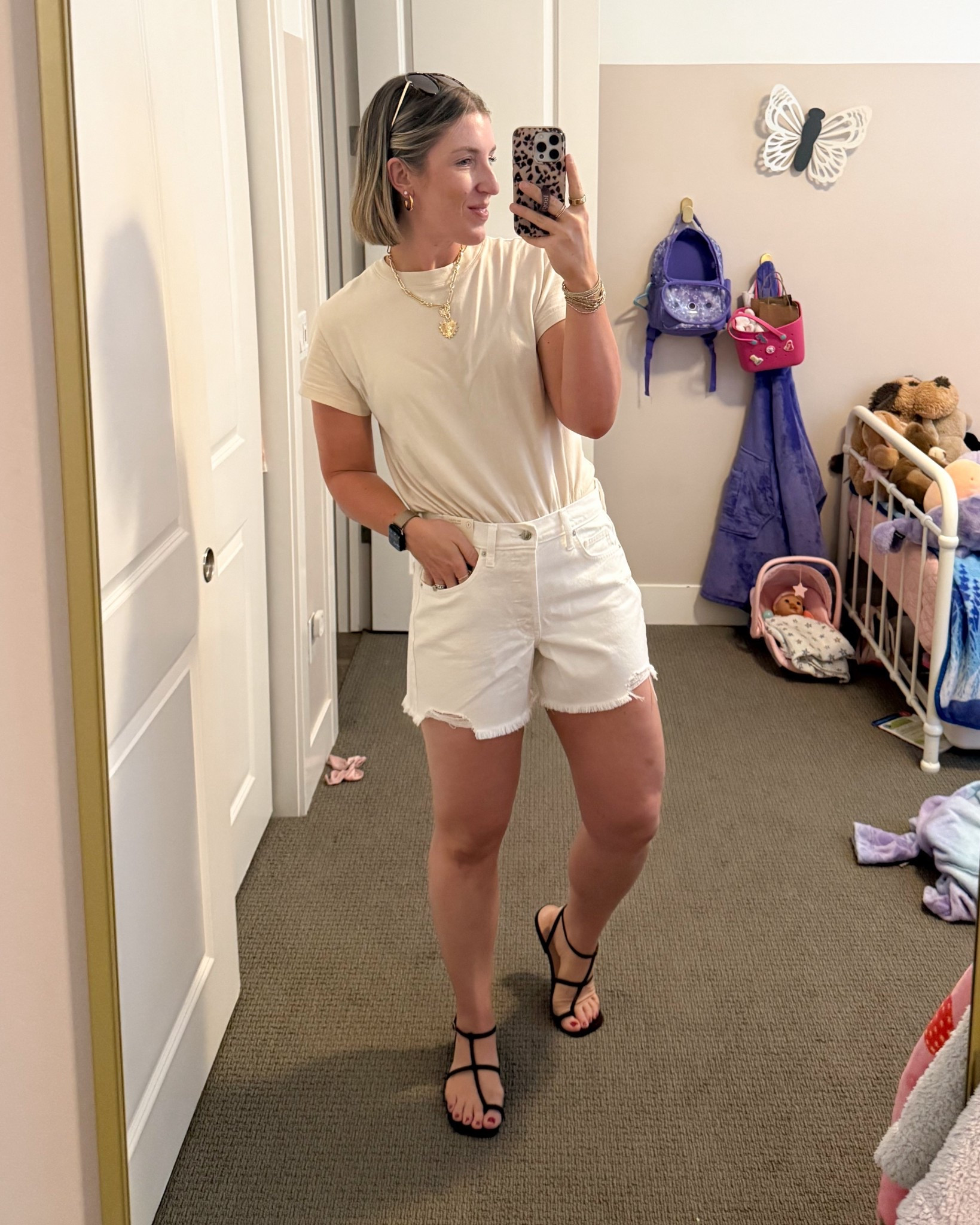 White shorts that aren’t too short or too tight for under $20 — yes!!!

#LTKdayinmylife #LTKmomlife