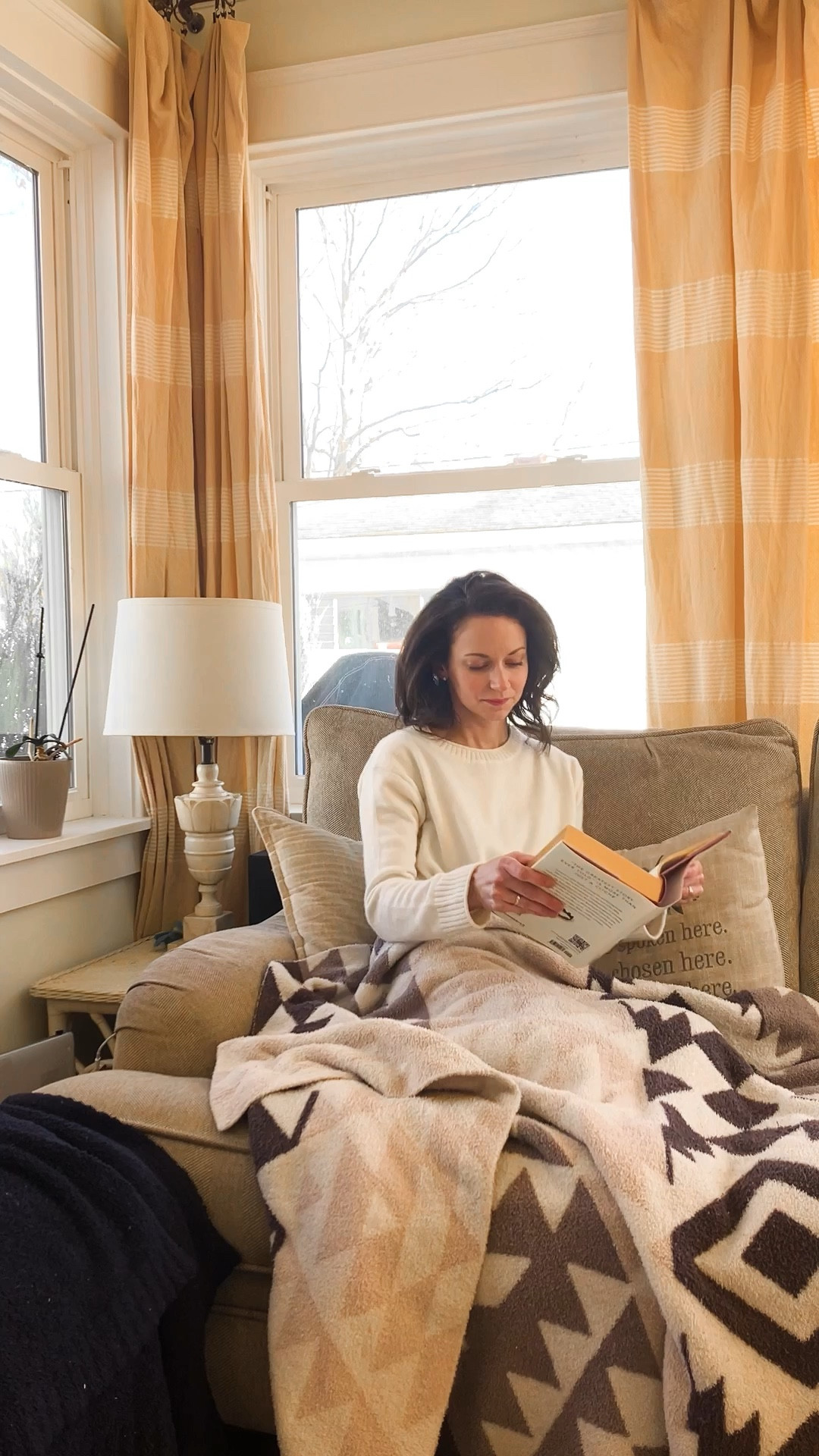 Cozy Sunday outfit!

#LTKSeasonal #LTKFindsUnder50 #LTKOver40