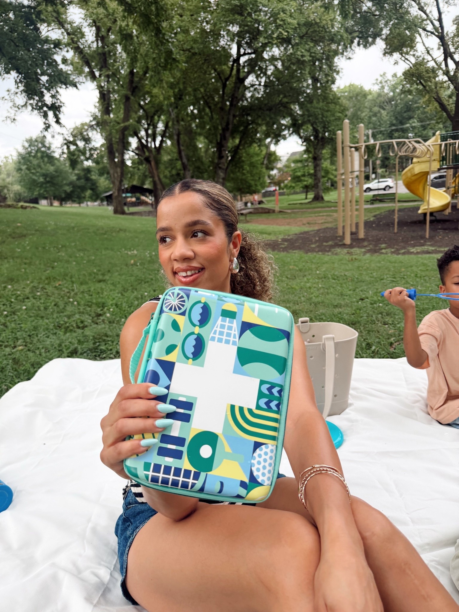 #ad Summers aren’t complete until you’ve restocked your first aid kit! Build your own at @target and get a FREE sports bag when you buy 3 select first aid items. ⚽️🏀🏈

https://on.ltk.com/+uEBS1UcKScQtfTpnmWqTog

@target @bandaidbrand
#TargetPartner #Target #BANDAIDBrandPartner #firstaidkit @shop.ltk #liketkit

#LTKdayinmylife #LTKmomlife #LTKKids