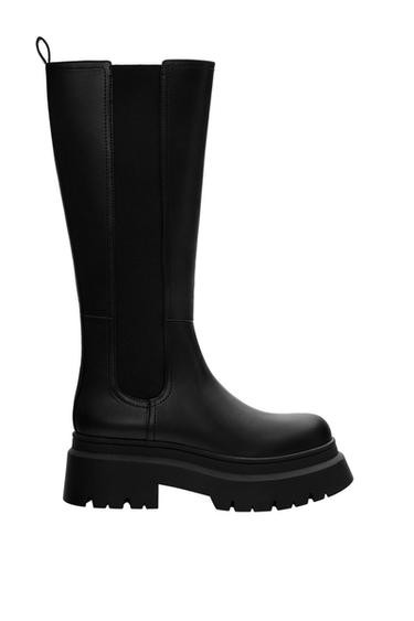 Flat track sole boots | PULL and BEAR UK