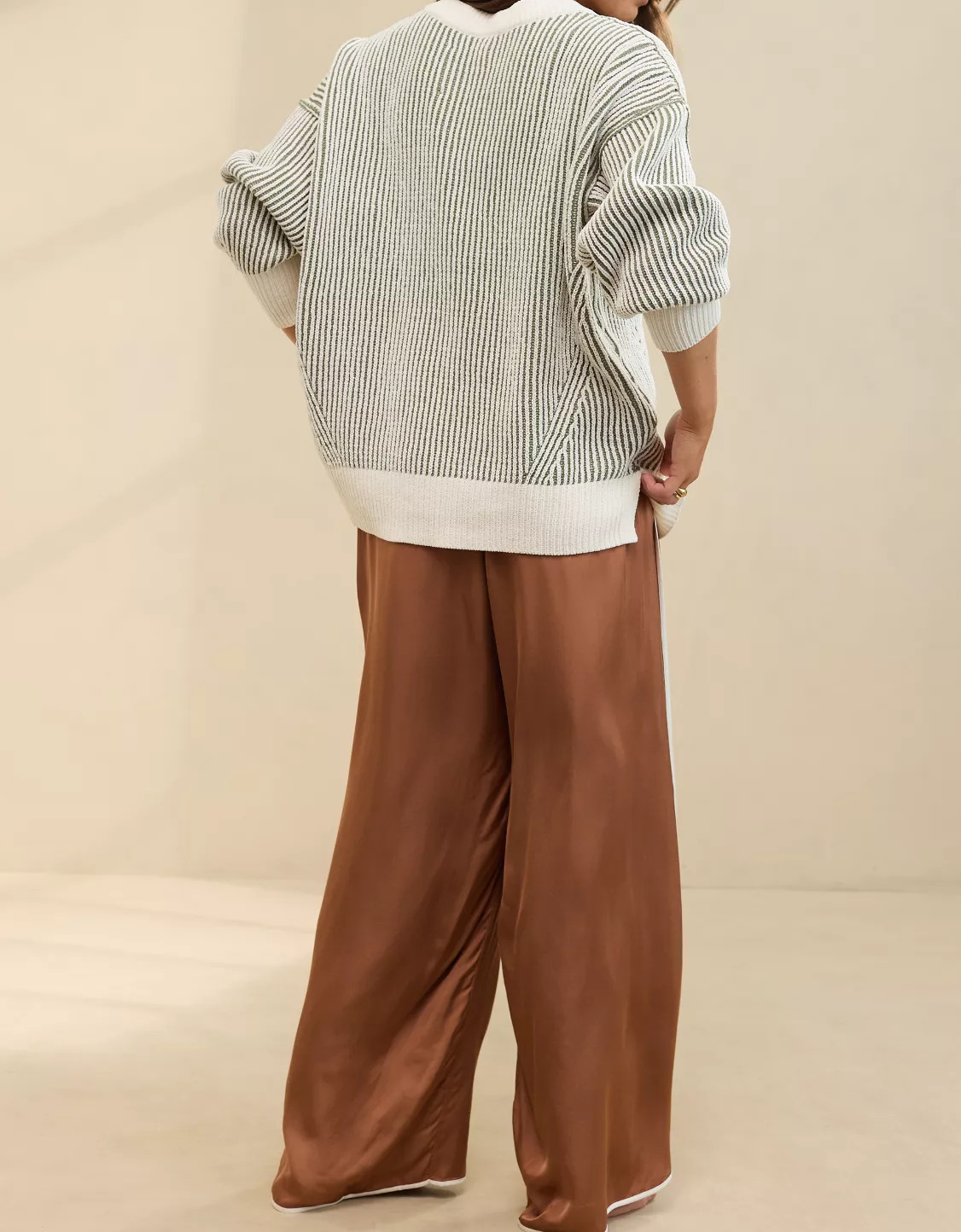 Aerie Beyond Chenille V-Neck Sweater | American Eagle Outfitters (US & CA)