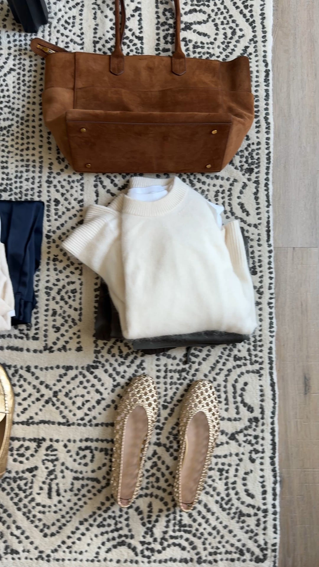 Everything I packed for LTK Con

#LTKBeauty #LTKSeasonal #LTKStyleTip